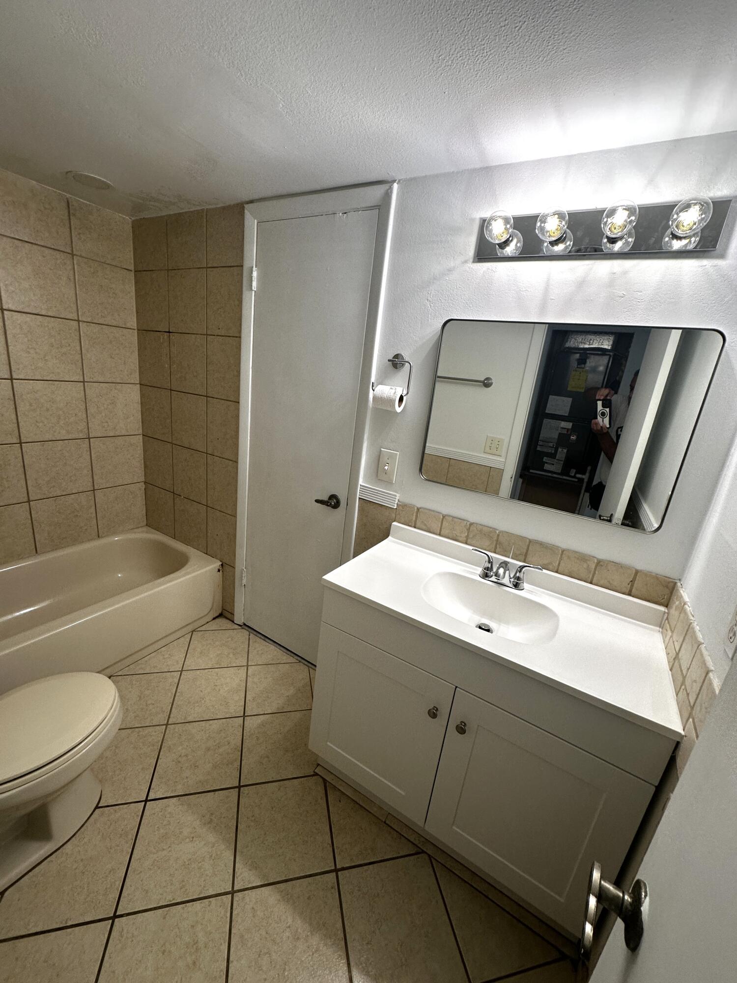 bathroom 1 bathroom 1