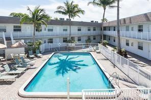 Beautiful courtyard pool