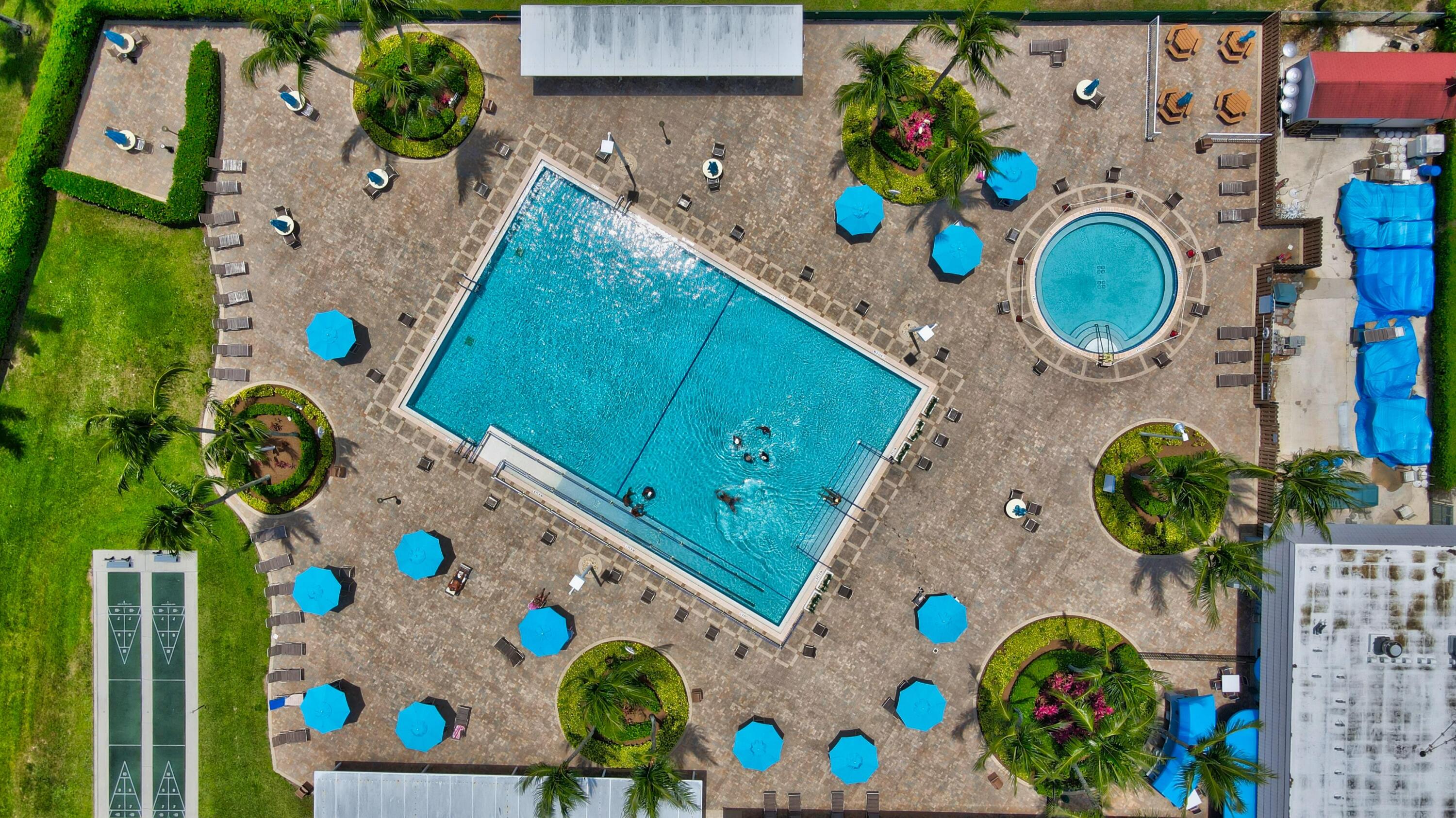 KP Monaco Pool