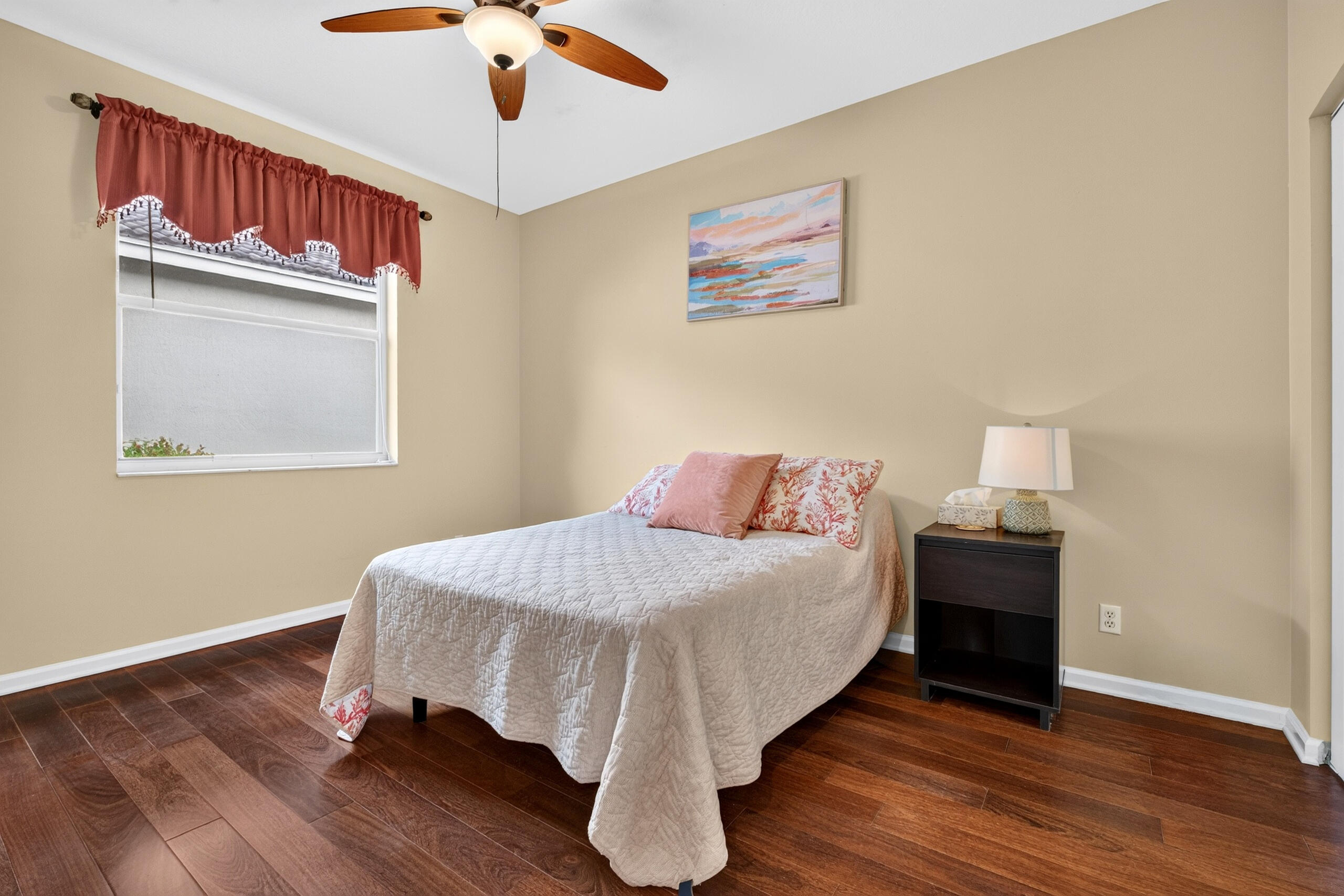 Guest Bedroom 2- Wing 2