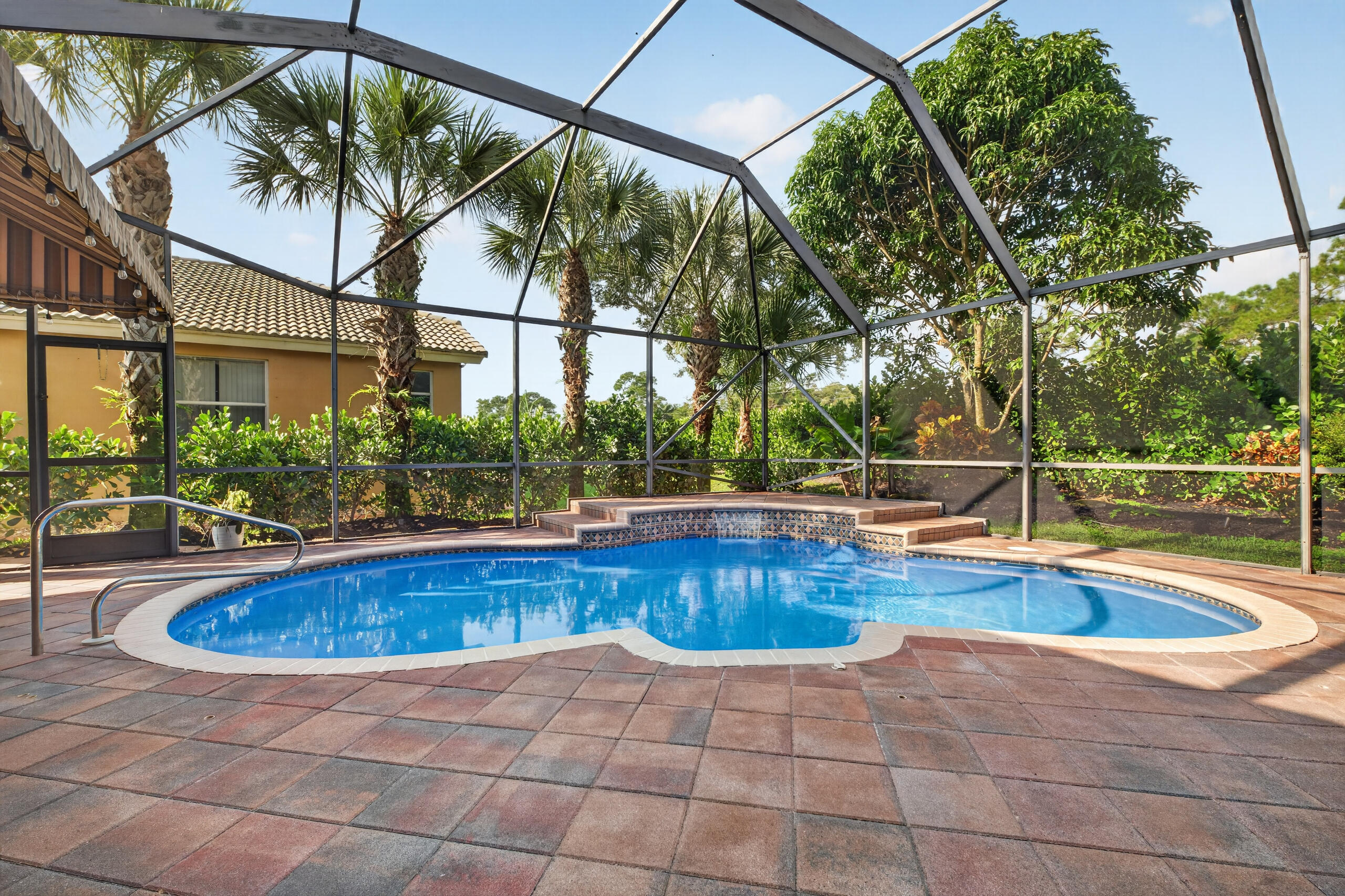 Screened Pool