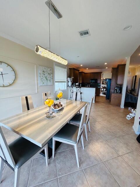 Dining/Kitchen