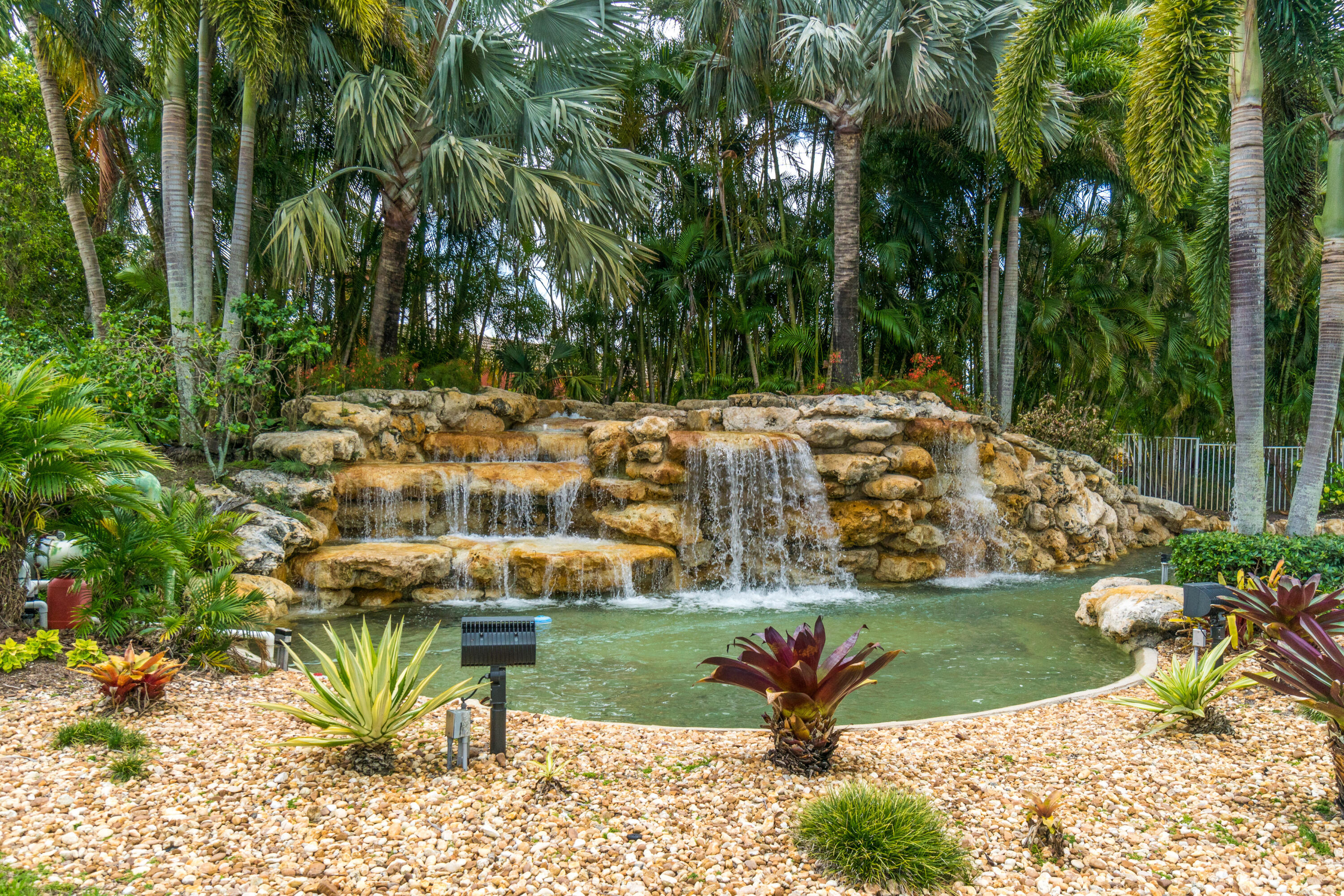 072-10086MiznerFallsWay-BoyntonBeach-FL-
