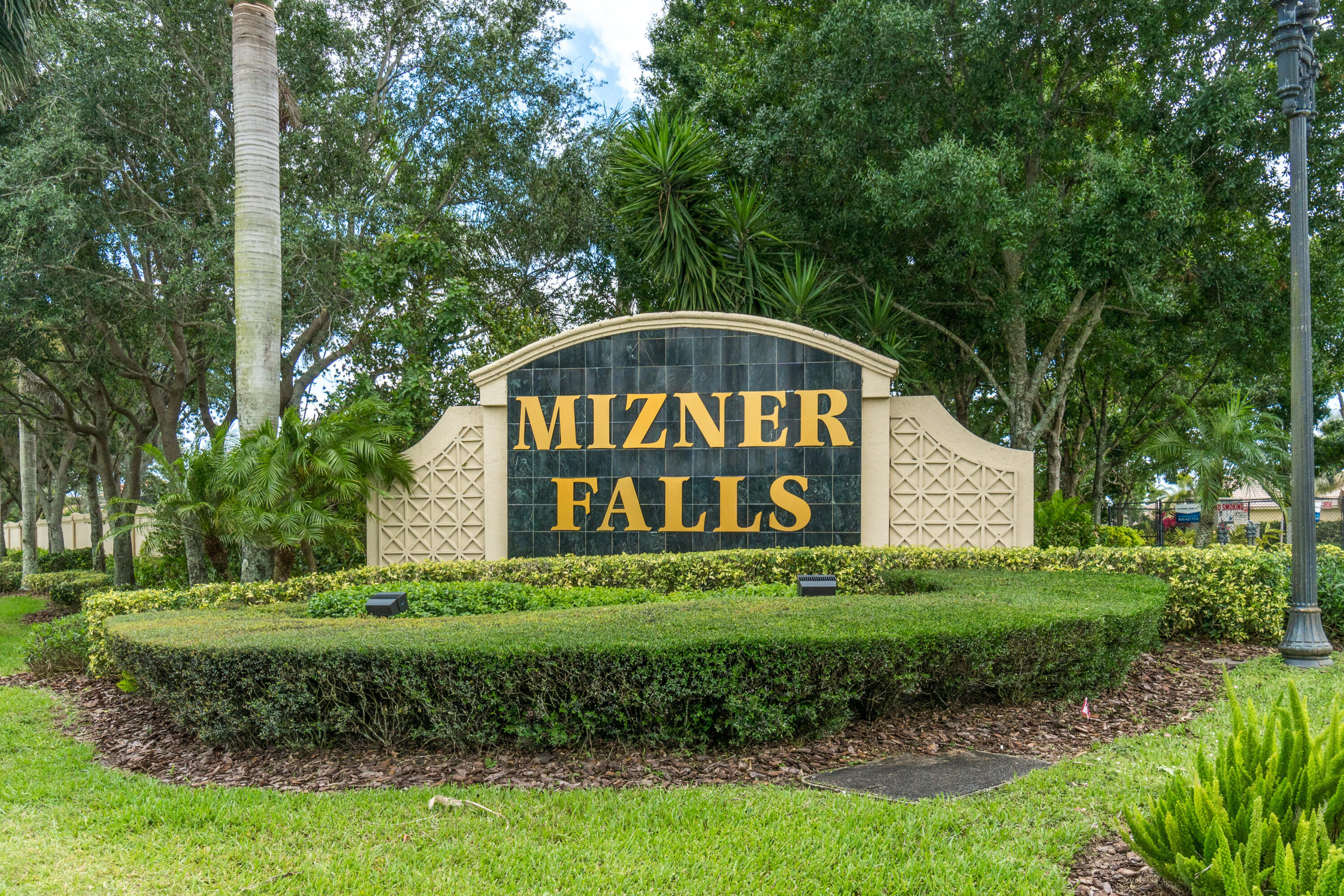 077-10086MiznerFallsWay-BoyntonBeach-FL-