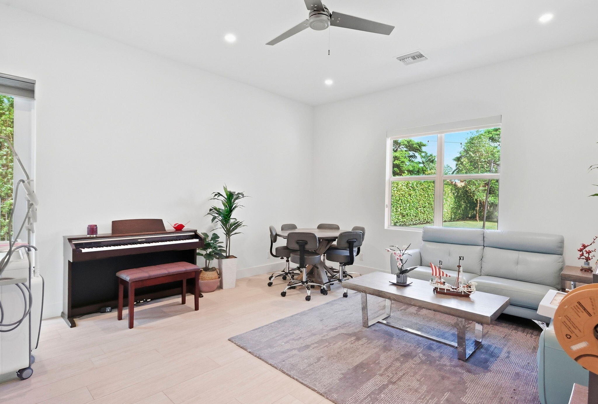 Bedroom 6/Office