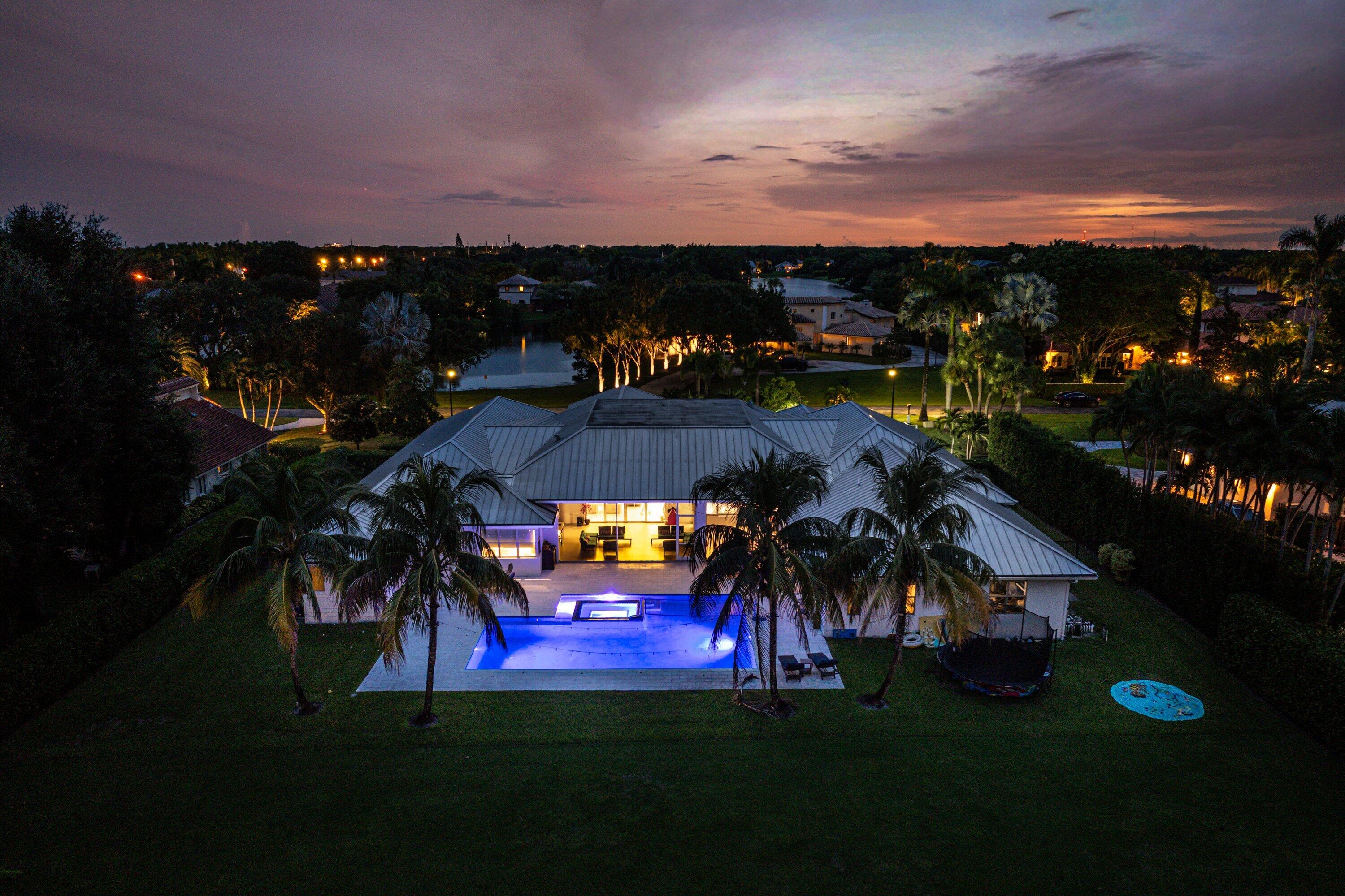 Twilight - Aerial Rear