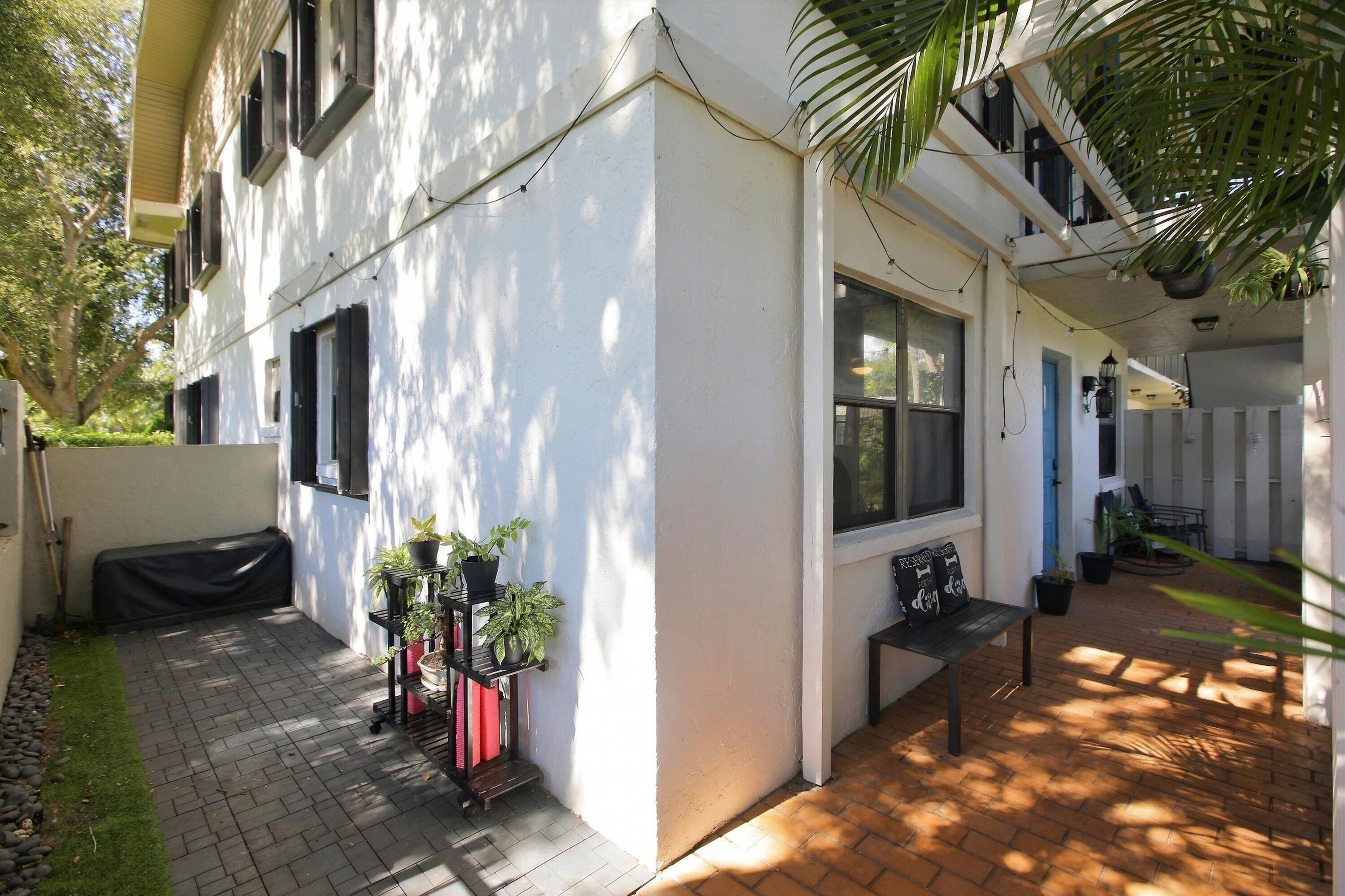 05-Tons of Space &Privacy