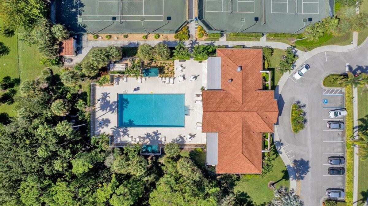 Clubhouse,Heated Pool