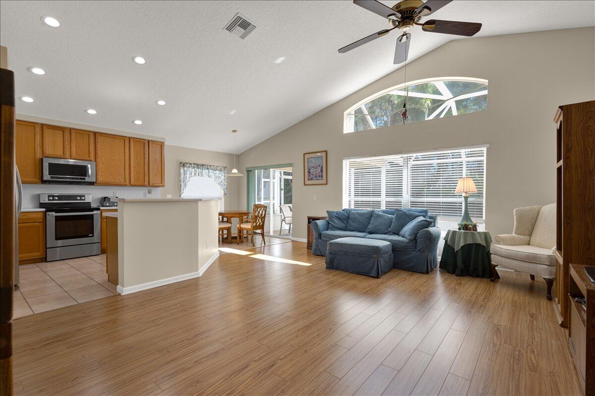 Family Room-Kitchen open concept
