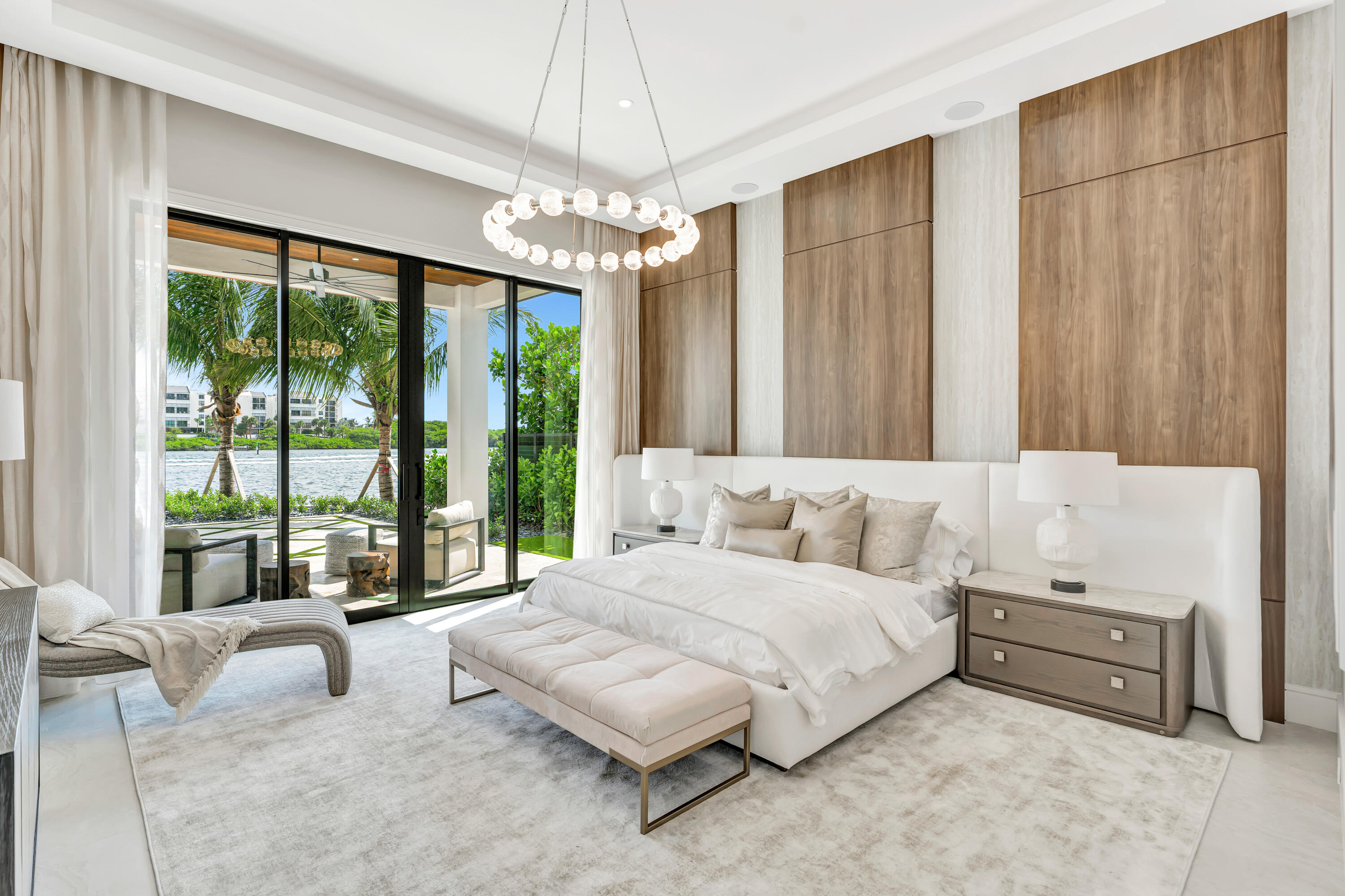 1st floor master suite