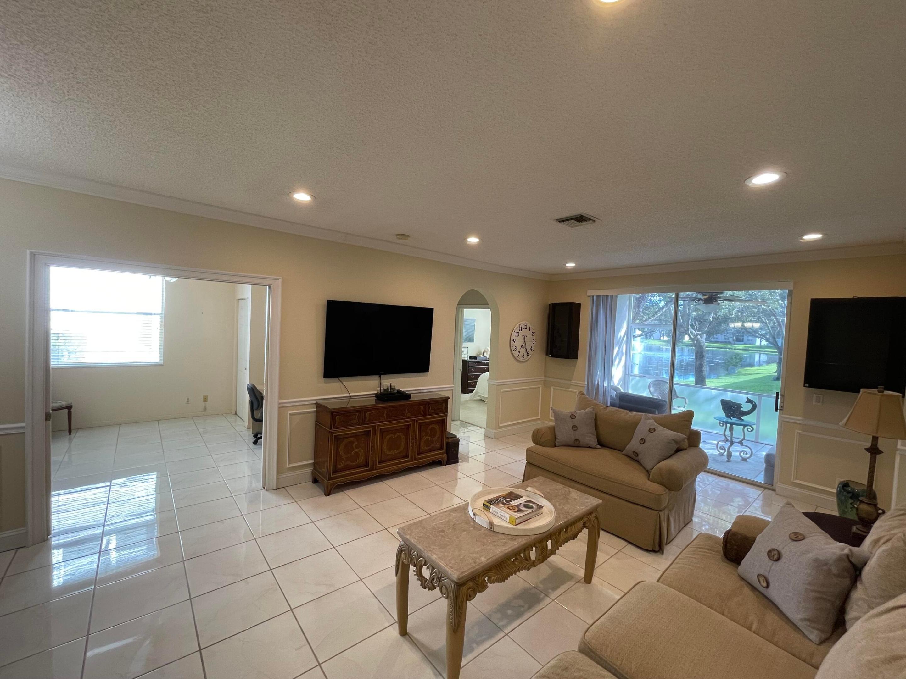 Living Room Den Patio