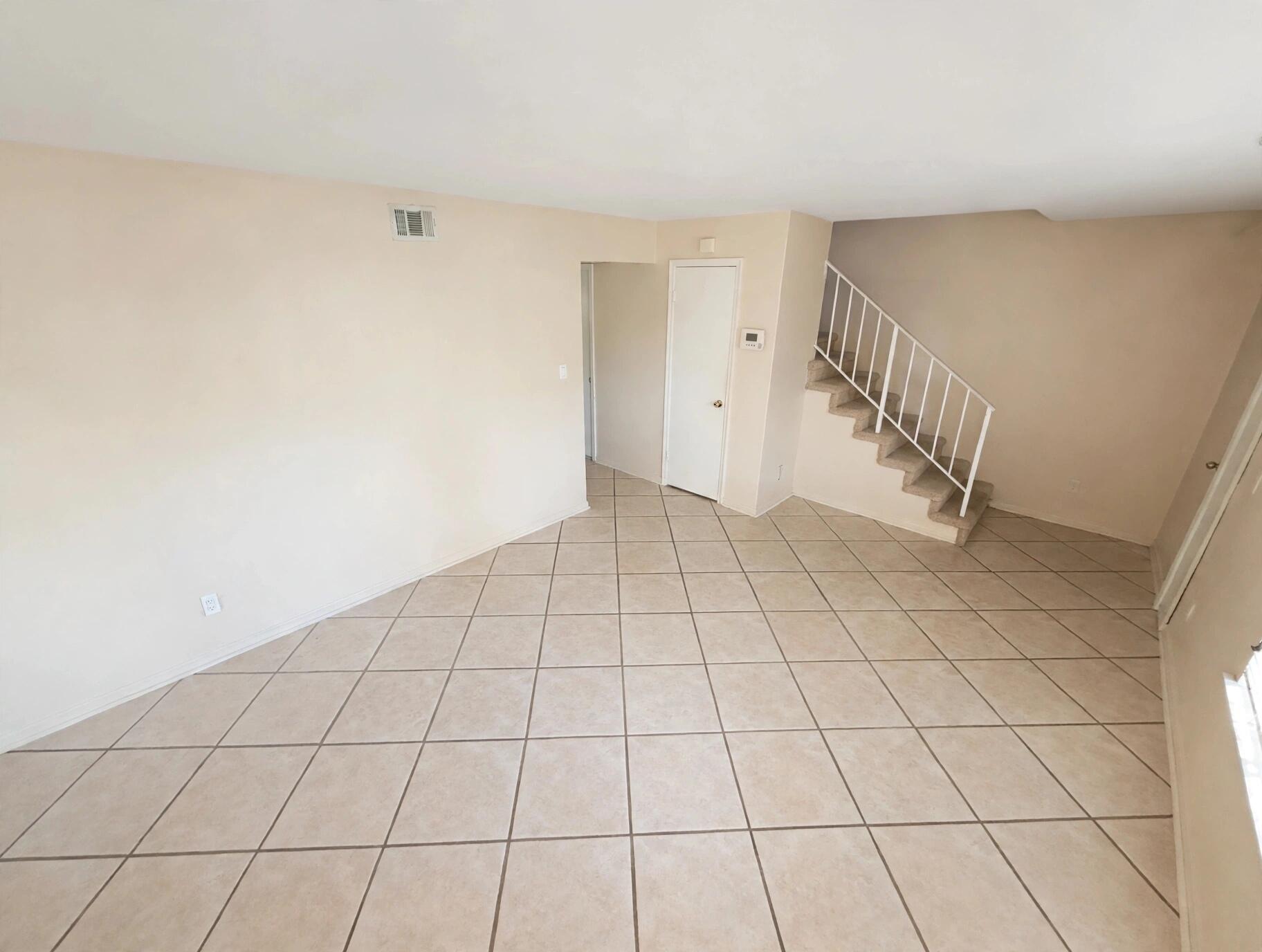 Living room / furniture removed with AI