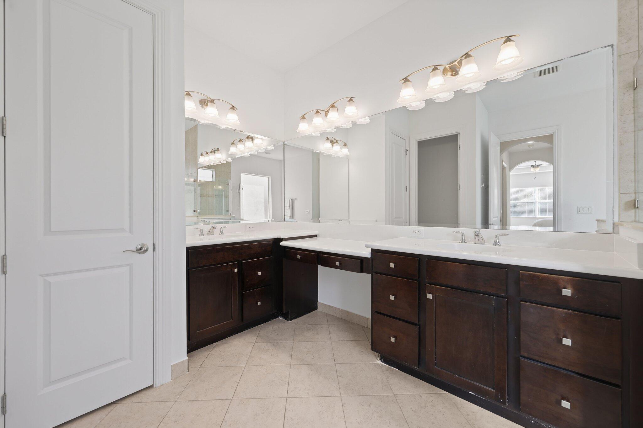 232 Carina Drive - 42.jpg-SMALL