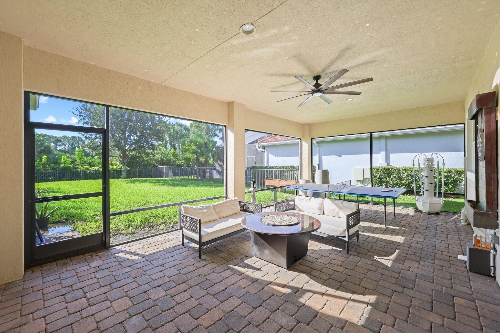232 Carina Drive - 25.jpg-SMALL