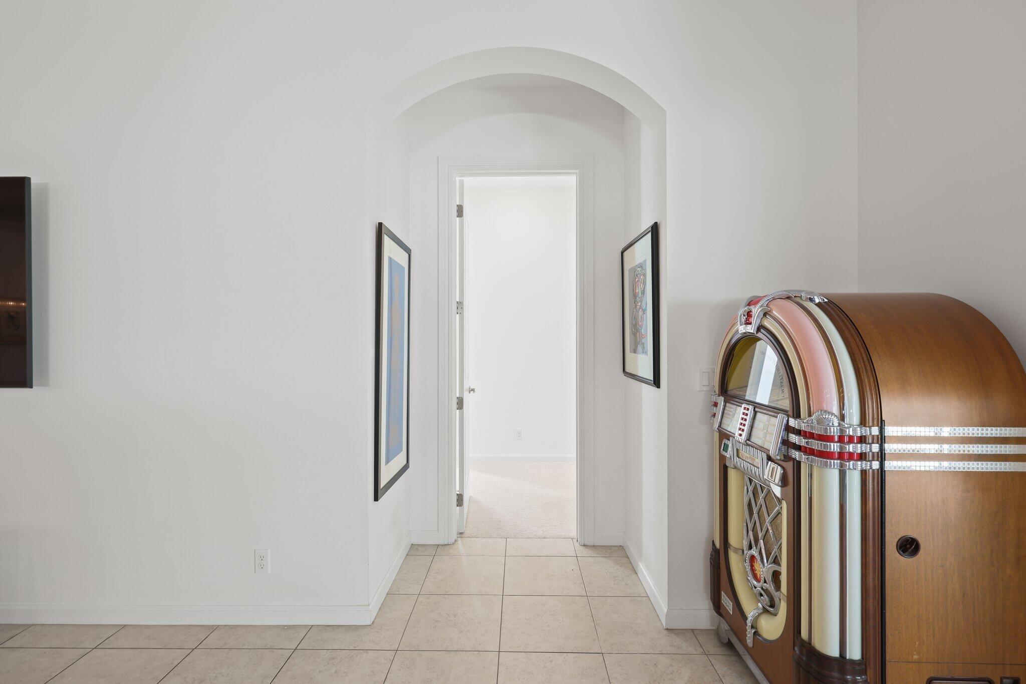 232 Carina Drive - 35.jpg-SMALL