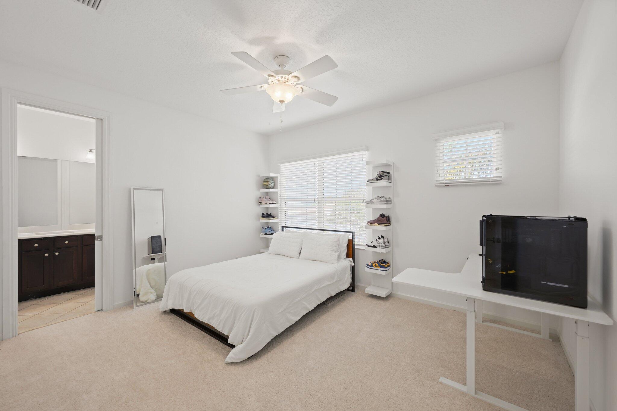 232 Carina Drive - 56.jpg-SMALL