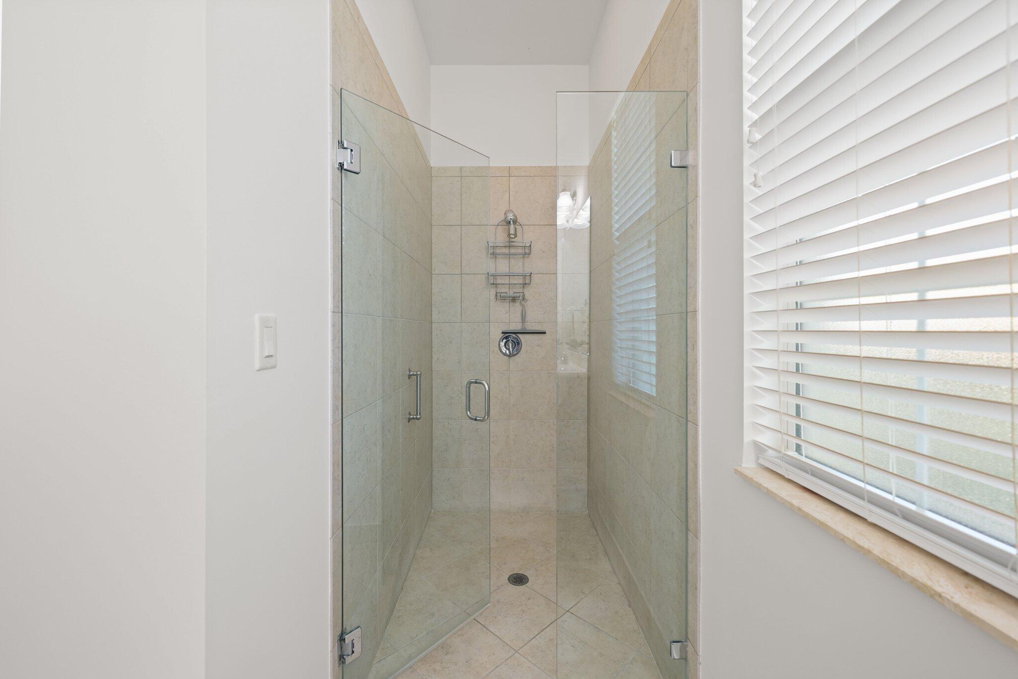 232 Carina Drive - 66.jpg-SMALL