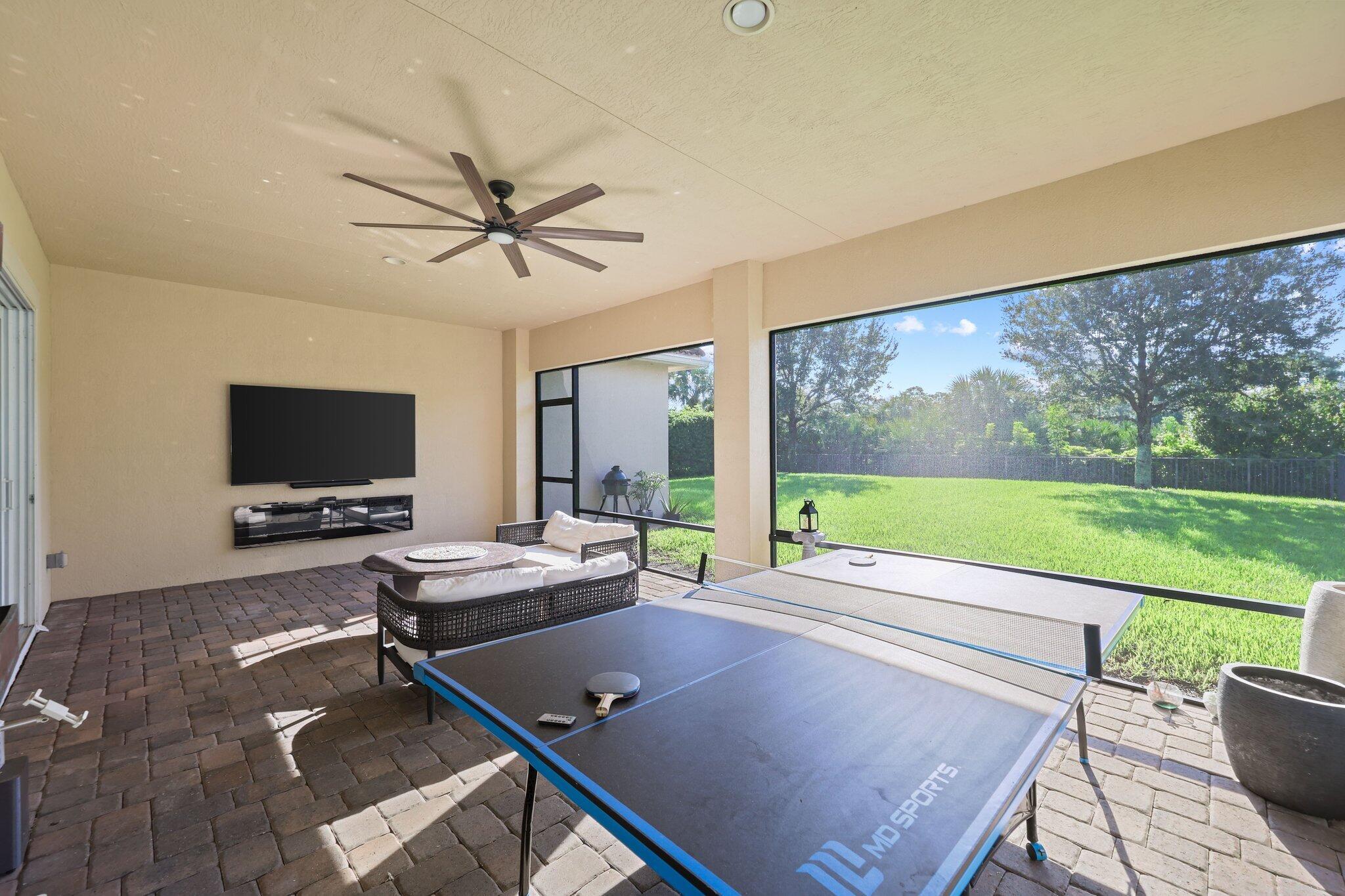 232 Carina Drive - 26.jpg-SMALL