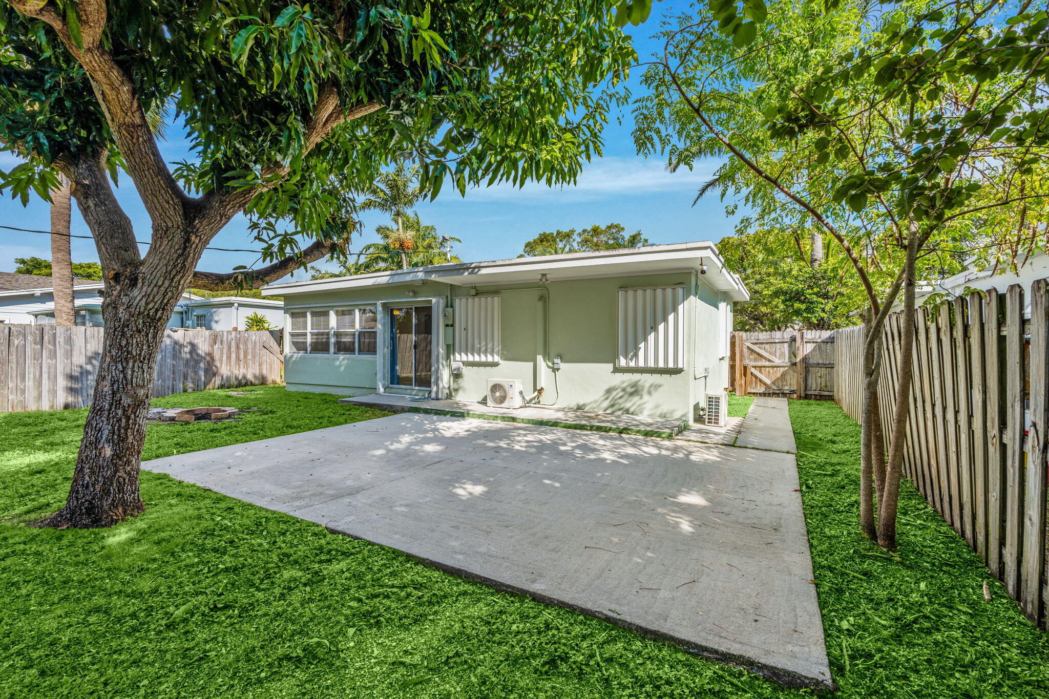 31-web-or-mls-A7401797