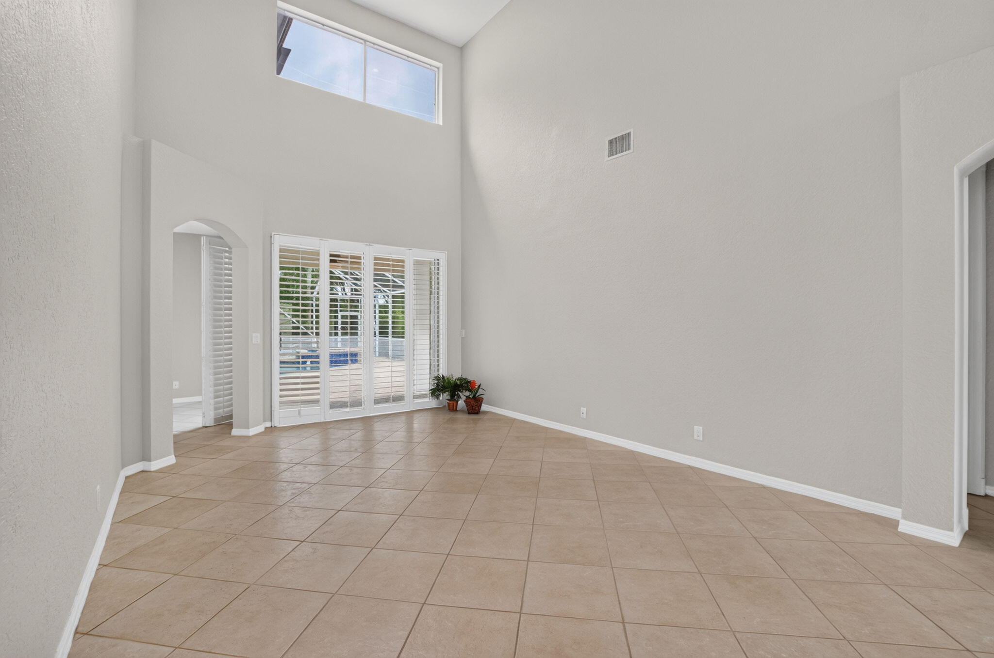 FORMAL LIVING ROOM