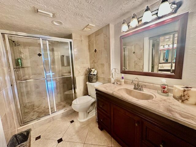 Master Bathroom Master Bathroom