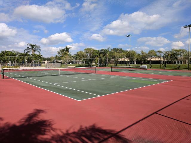Town Villas Tennis