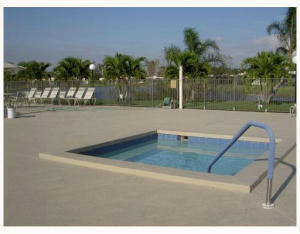 Town Villas Hot Tub