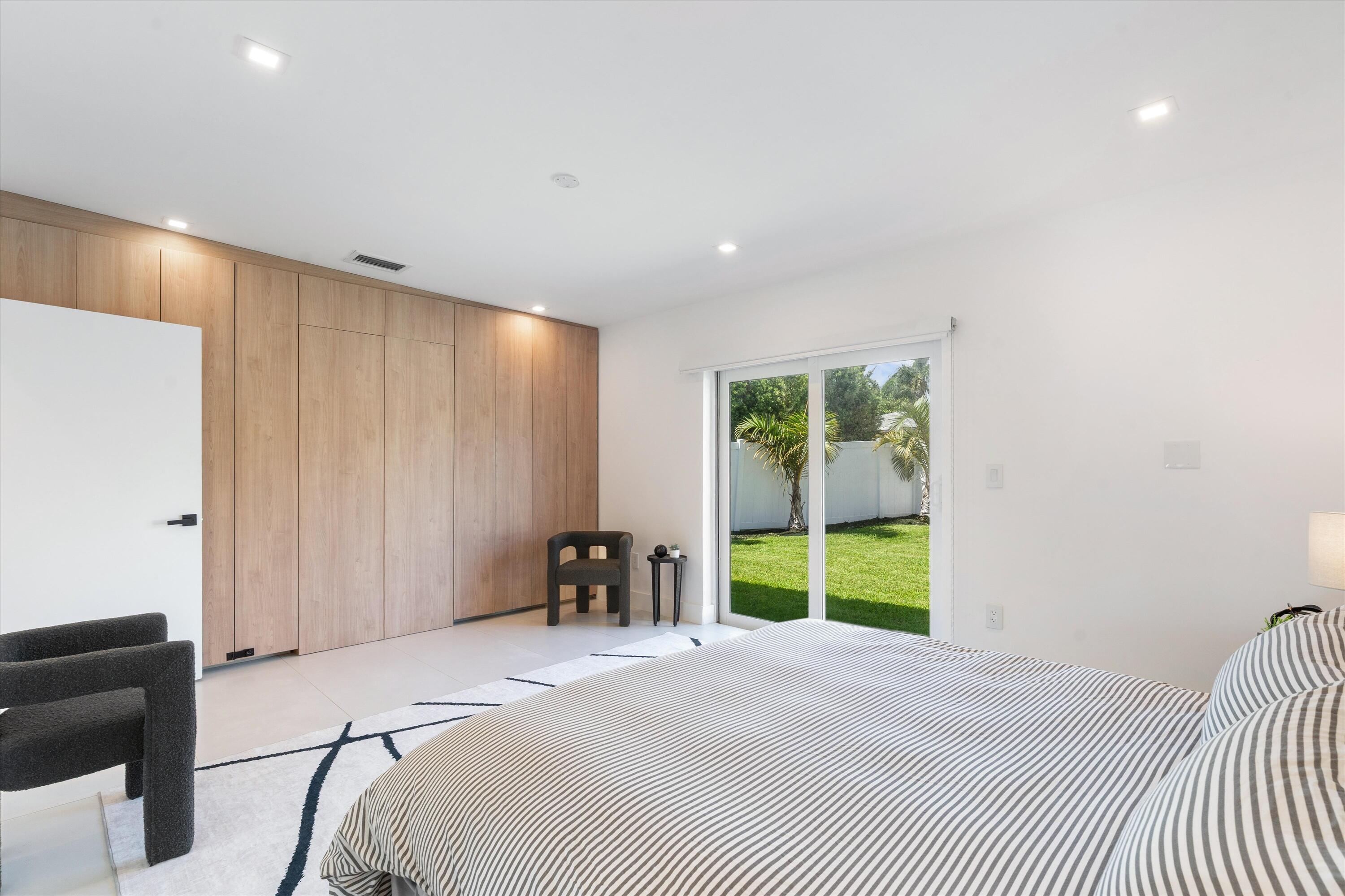 15-209 NE 27TH DRIVE WILTON MANORS, FL-5
