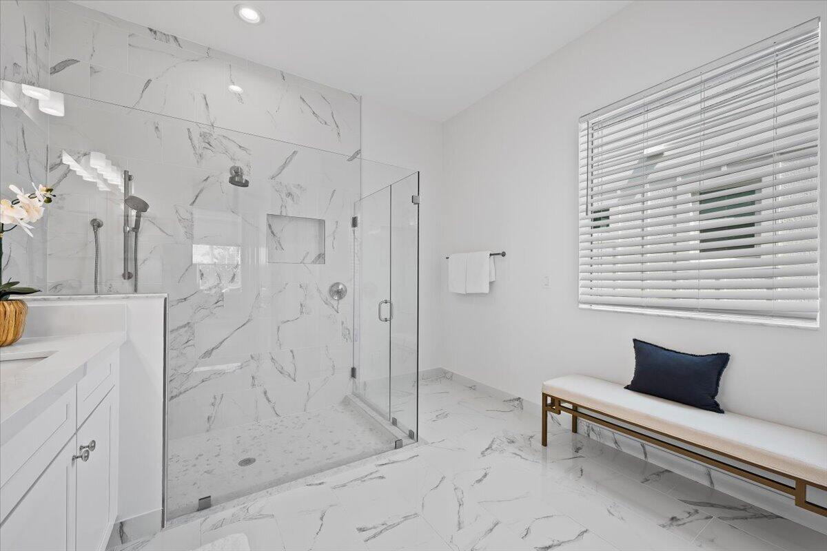 Oversized Walk in Shower