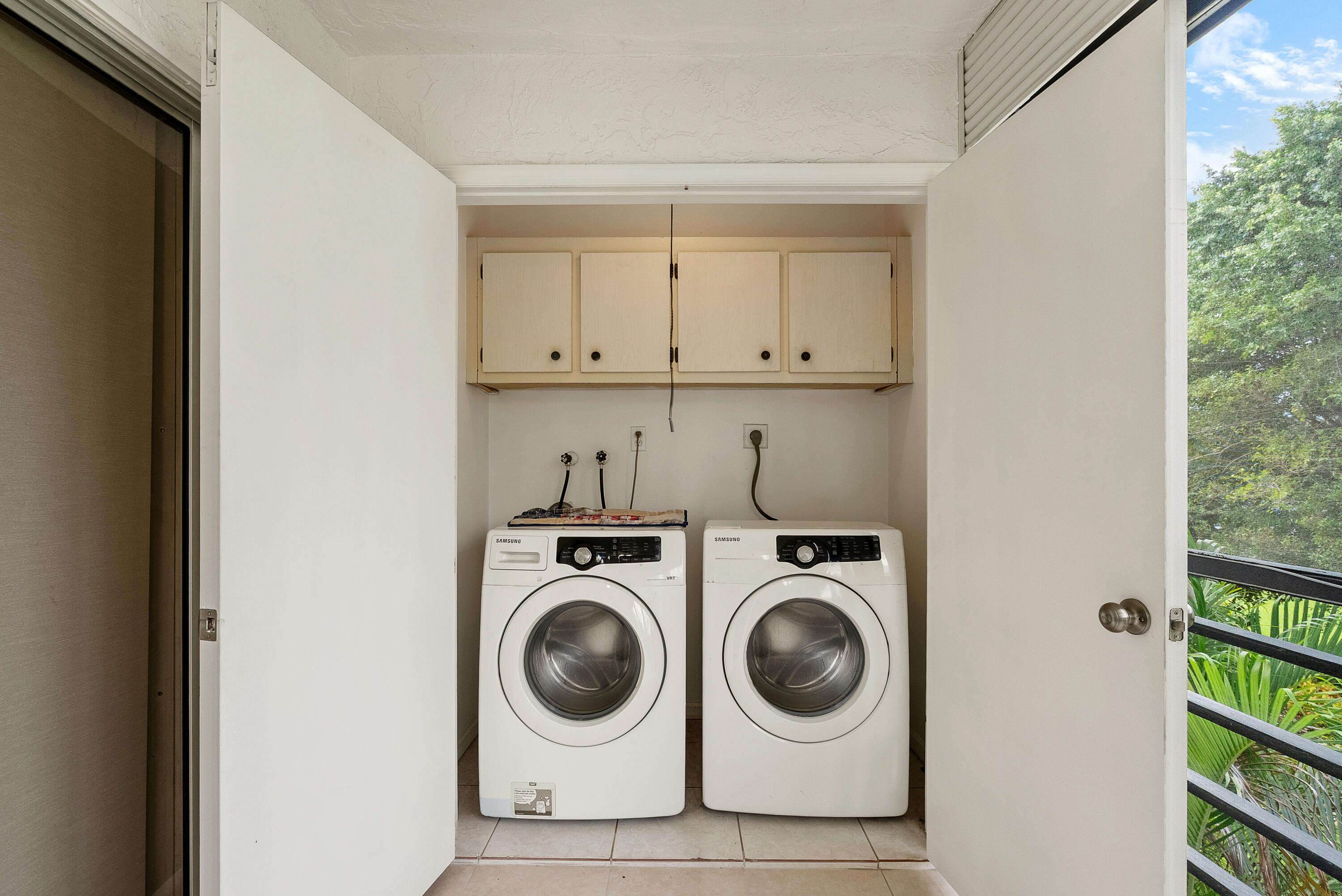 Full Size Washer & Dryer