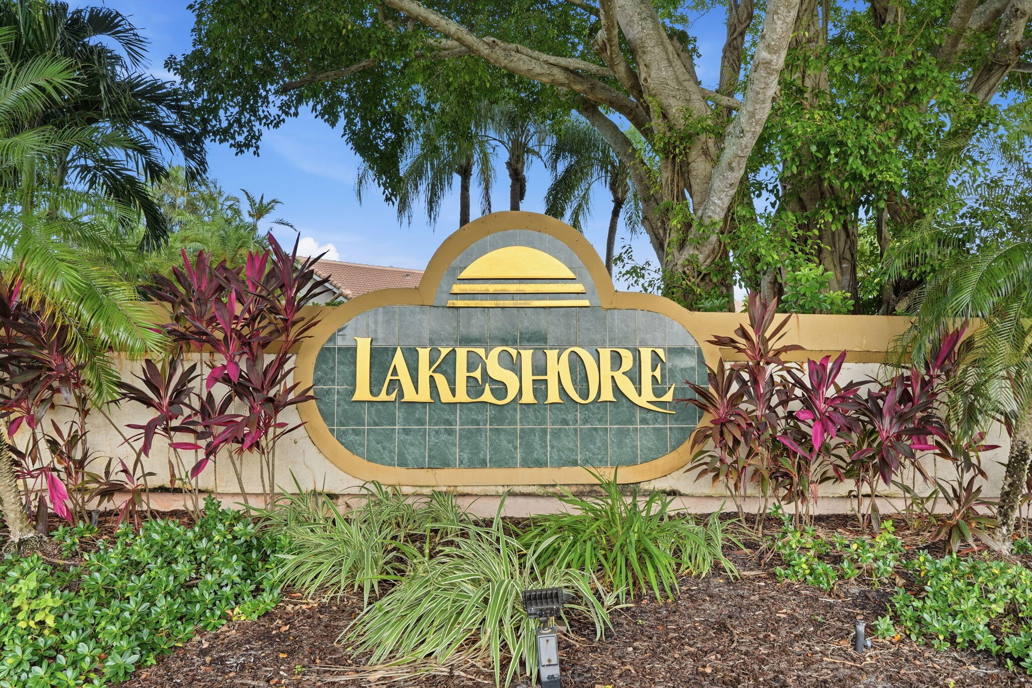 lakeshoresign