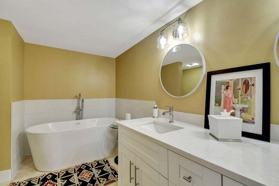 Primary ensuite b