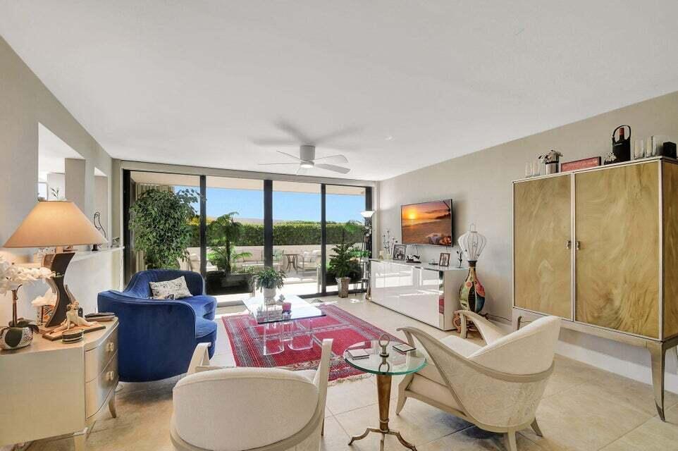 Living room b Living room b