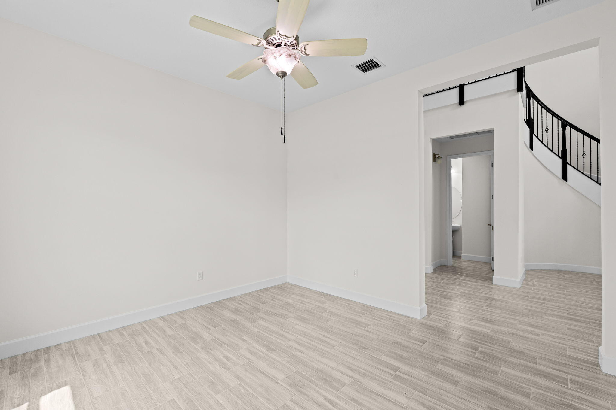 10-web-or-mls-A7406814