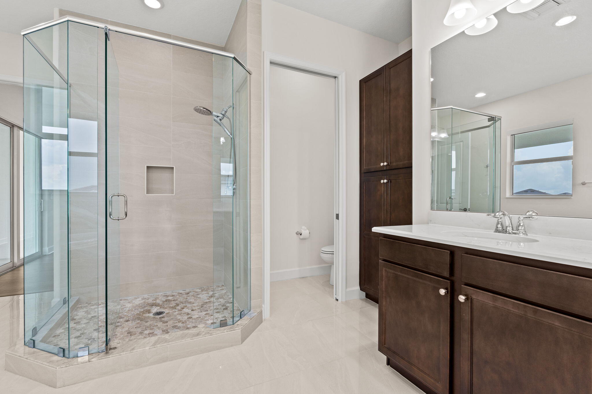 39-web-or-mls-A7406946