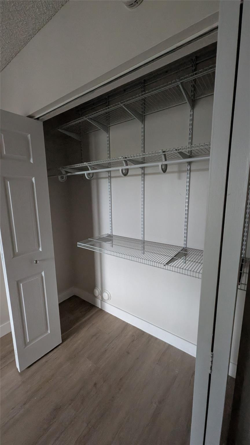 2nd Bedroom Closet