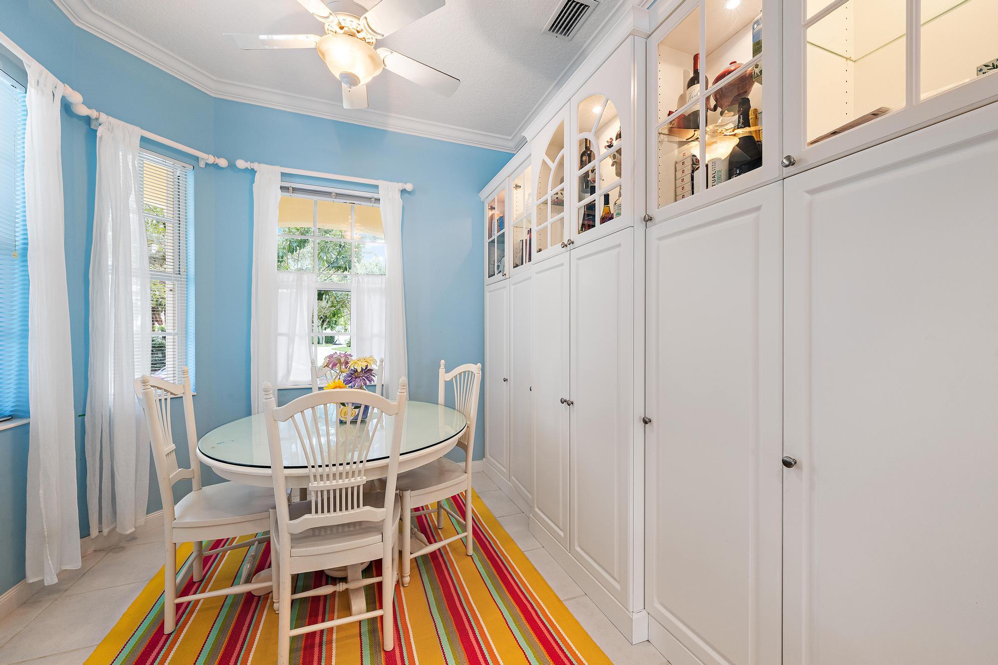 244 Honeysuckle Dr-5