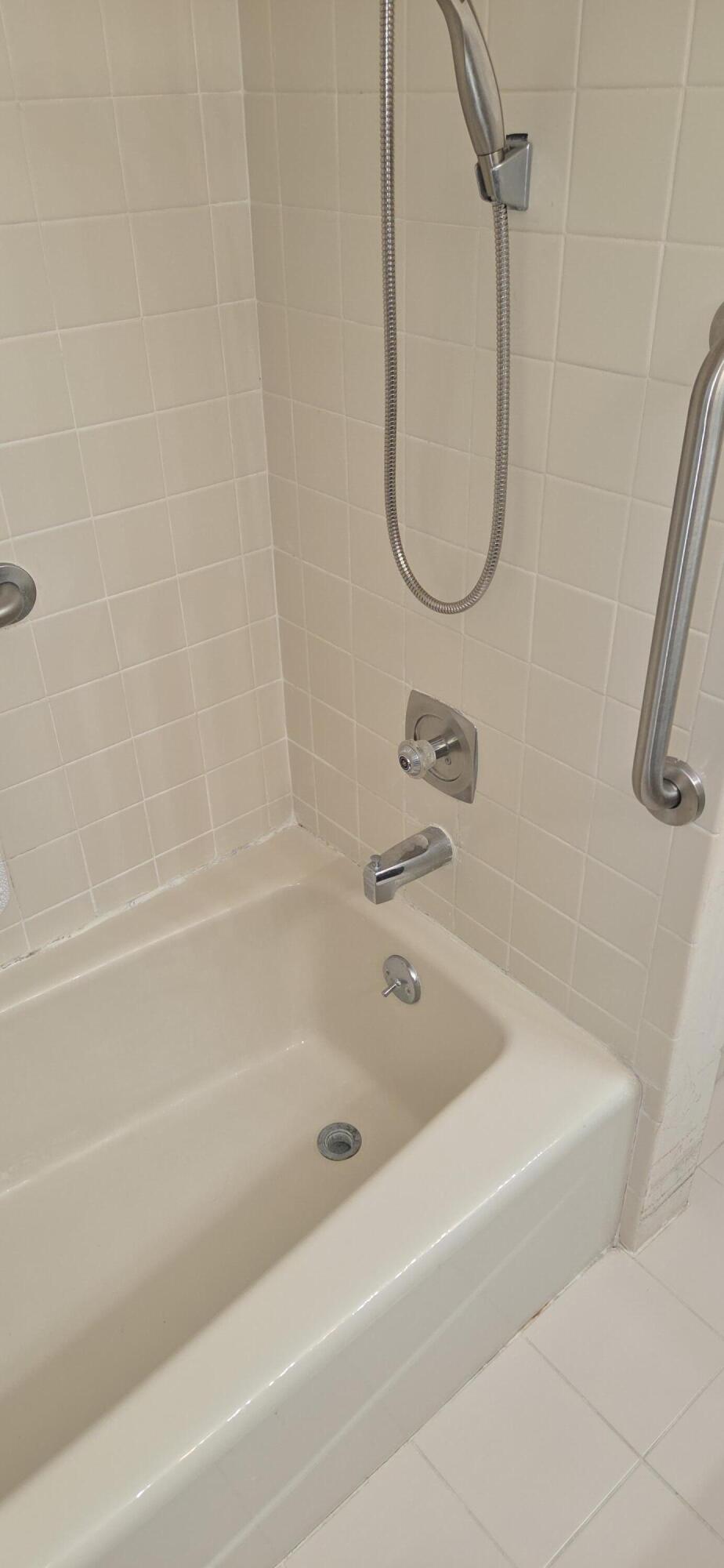 MASTER SHOWER