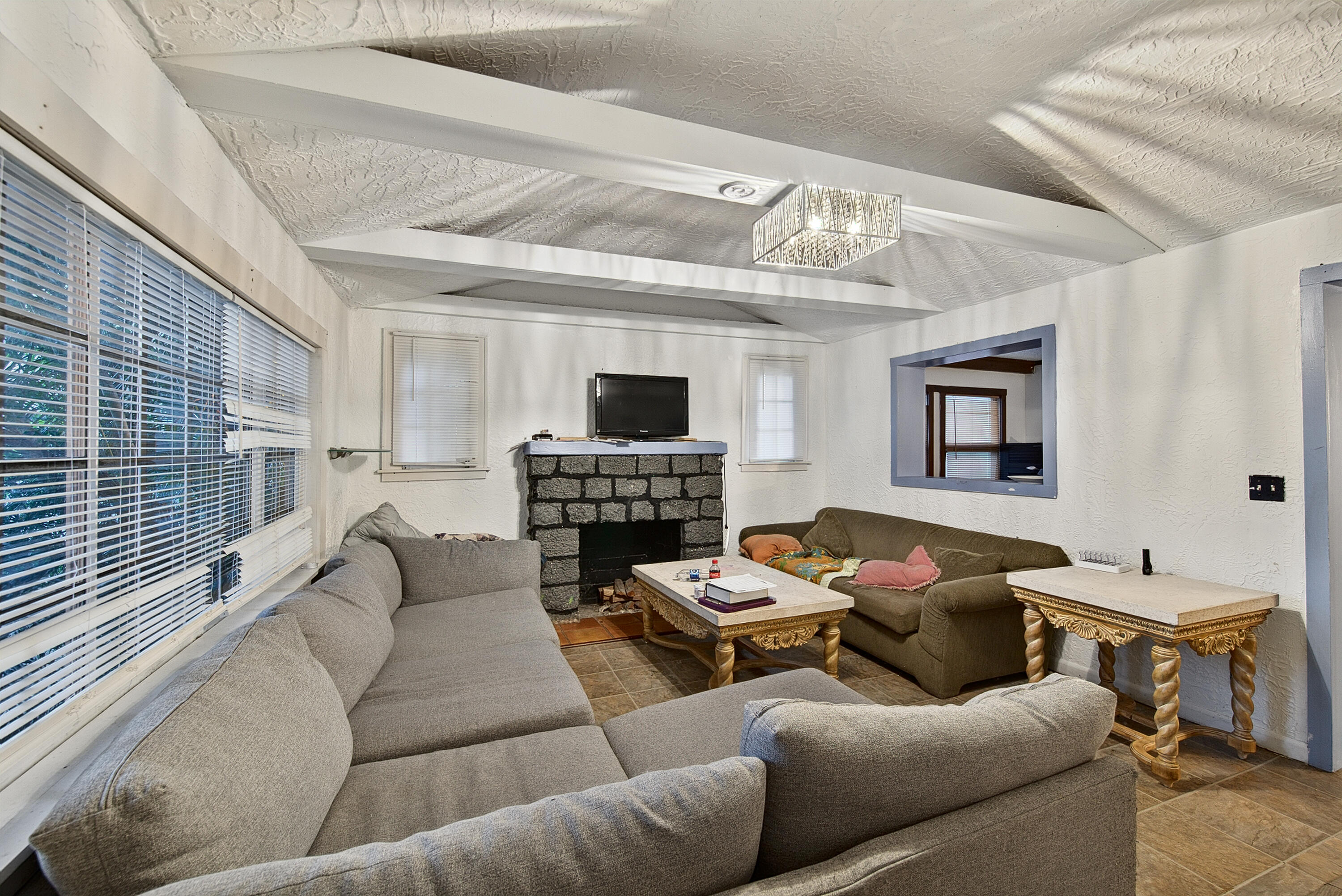 2327 Polk St Unit A (3)