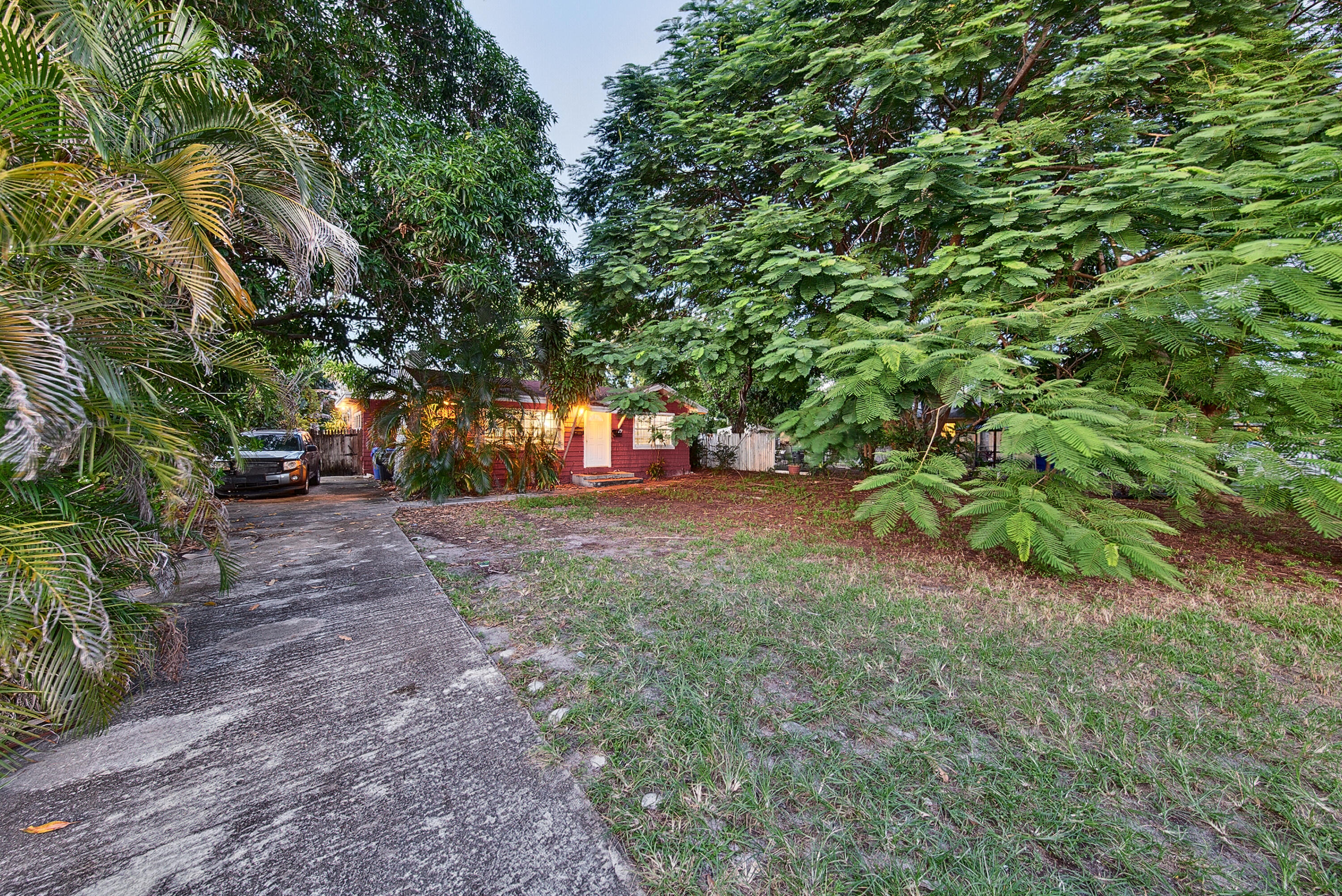 2327 Polk St Unit A (17)