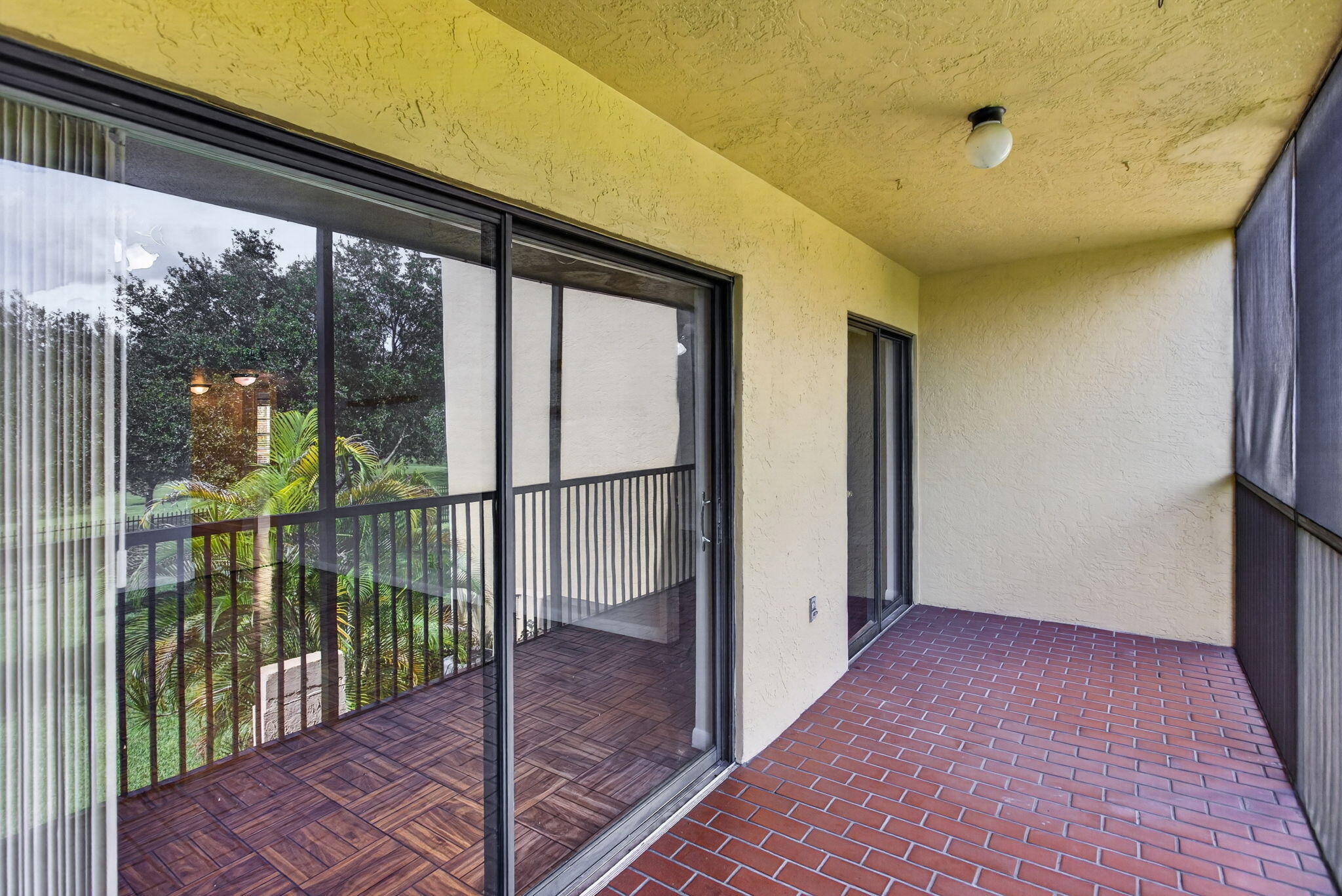 31-web-or-mls-2073-32
