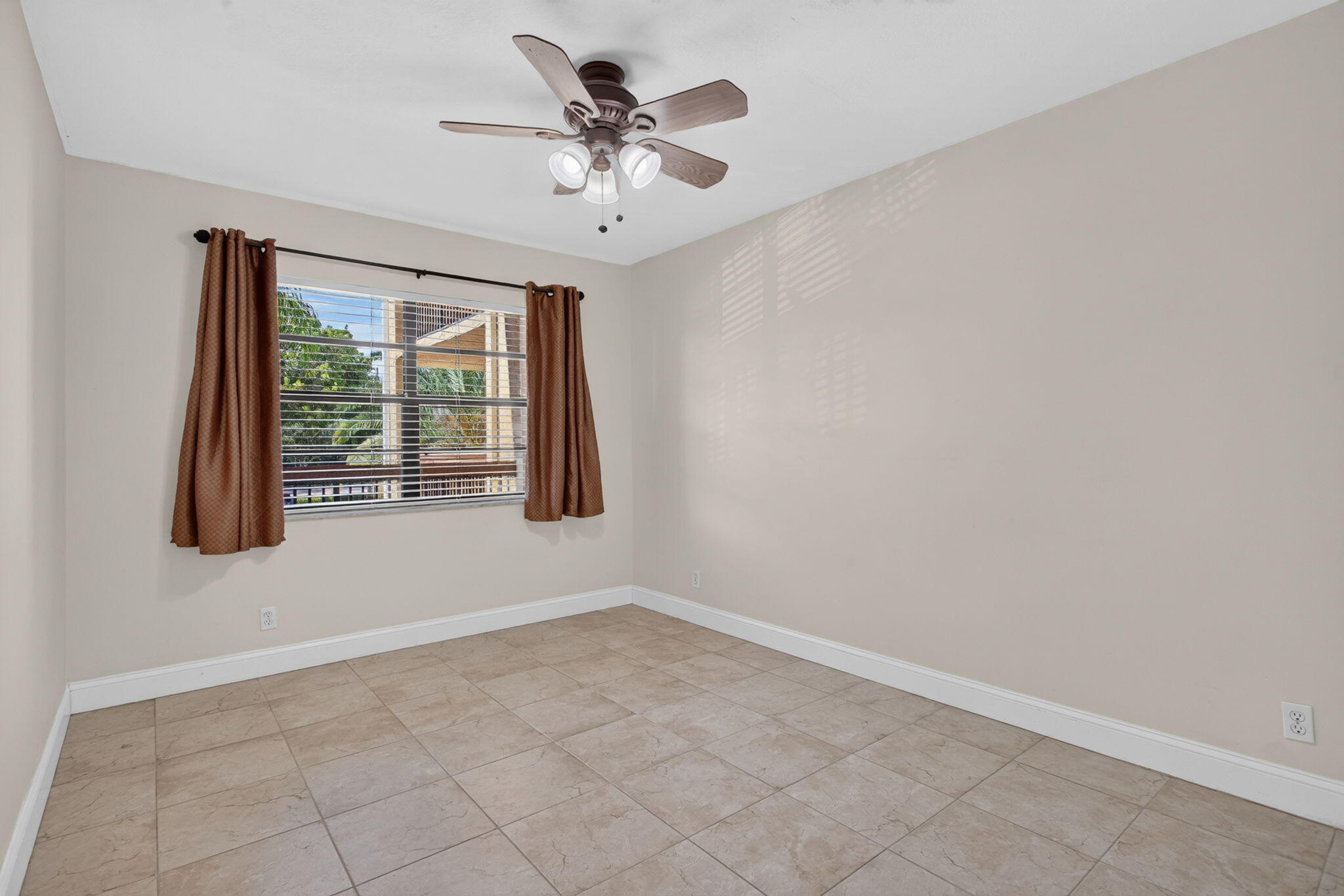 10-web-or-mls-2073-11