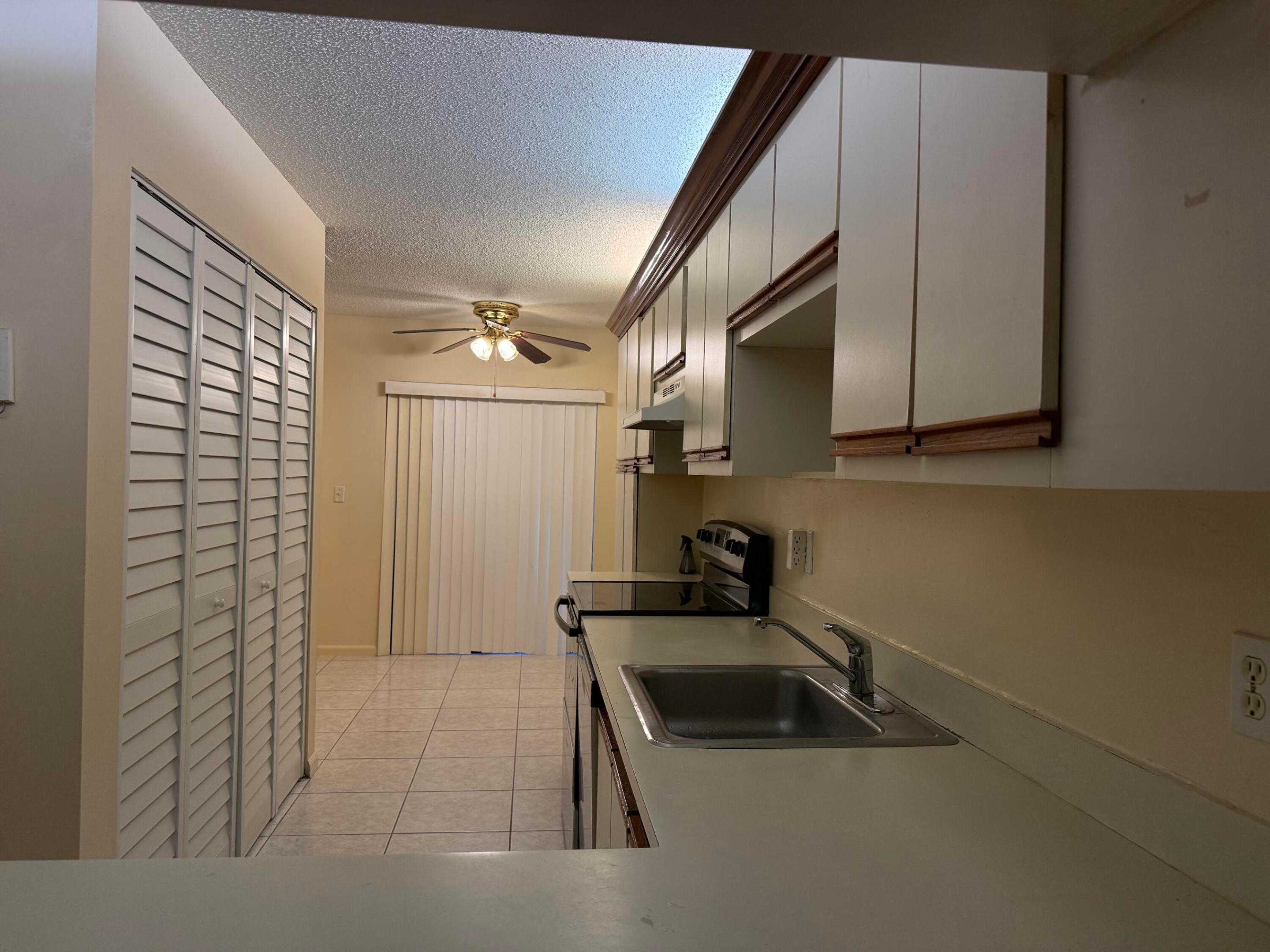 Kitchen1