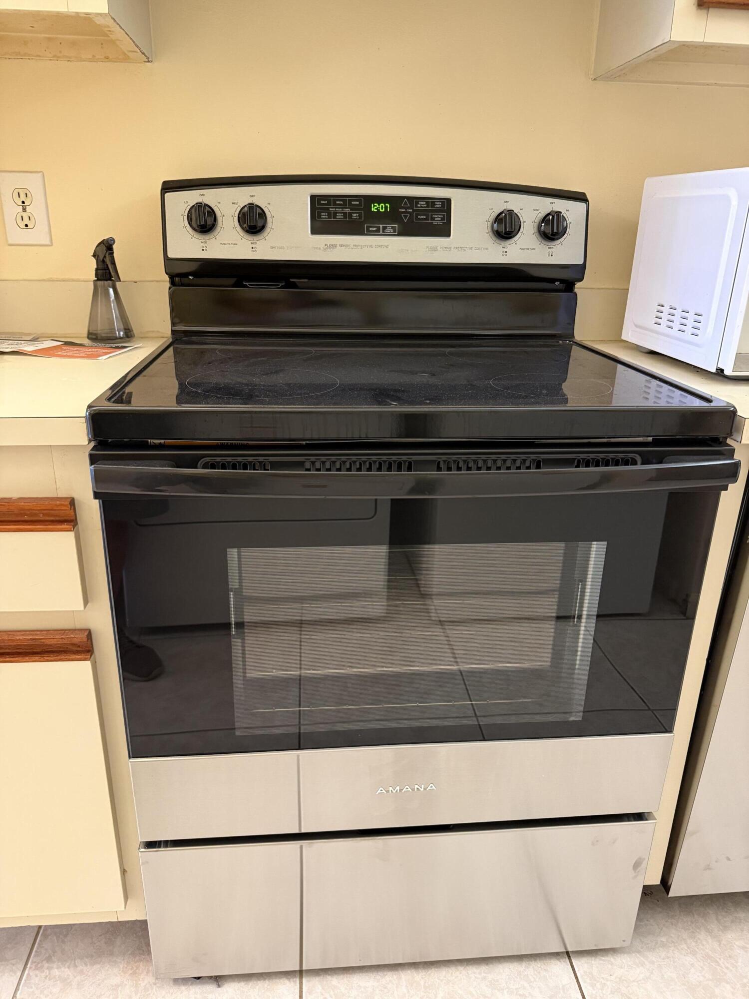 Oven