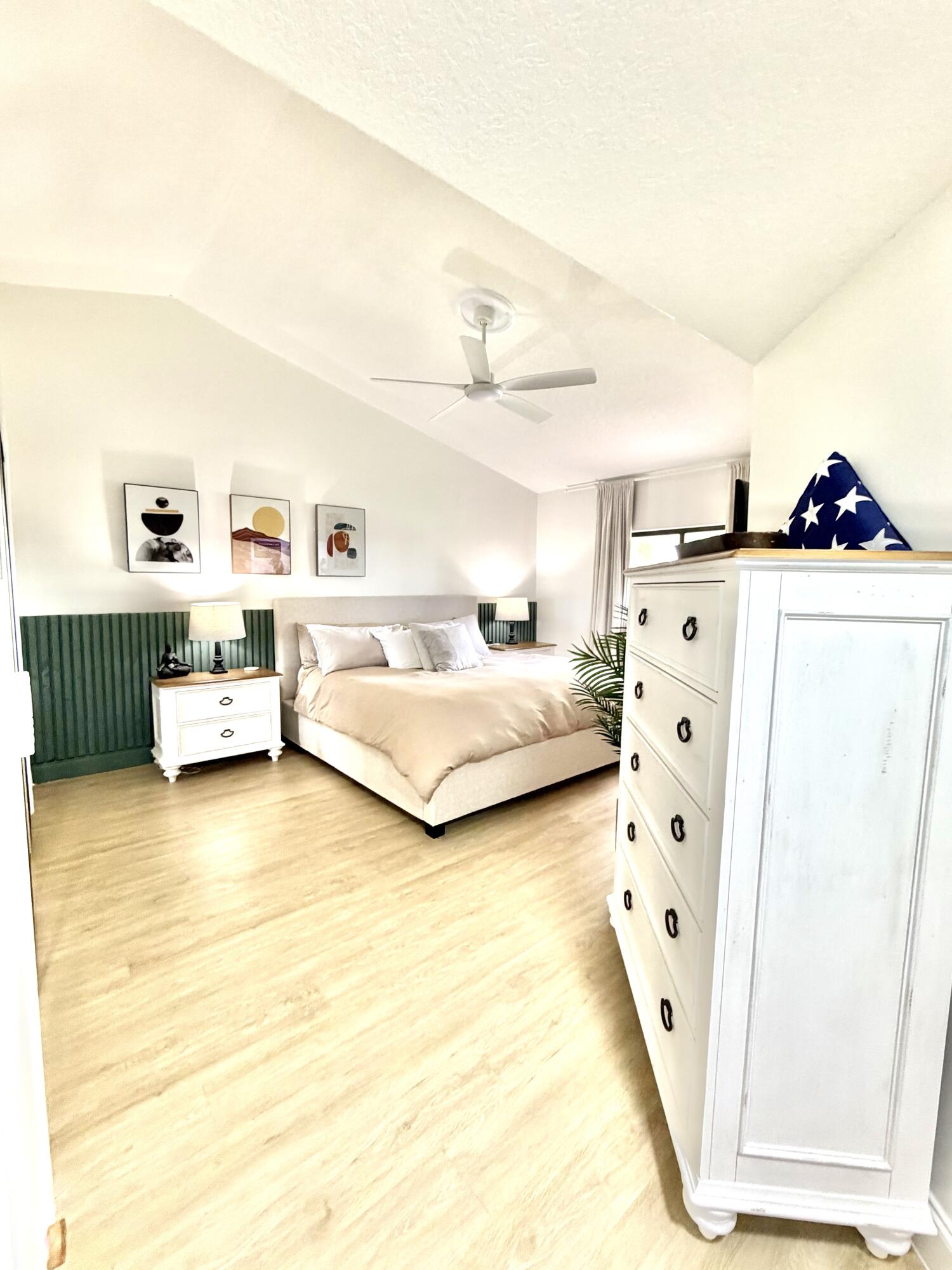 MASTER BED FROM ENTRY