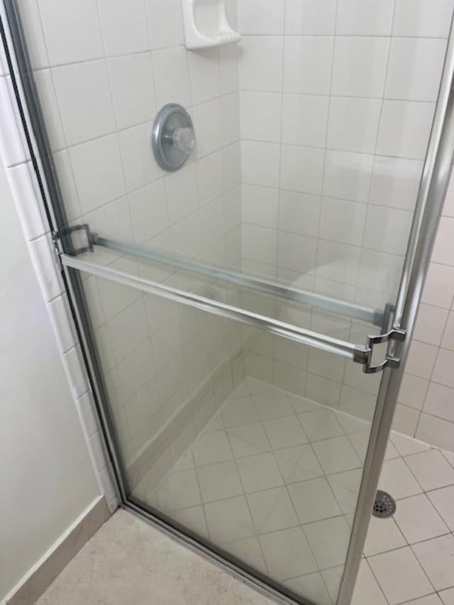 2nd Bathroom shower