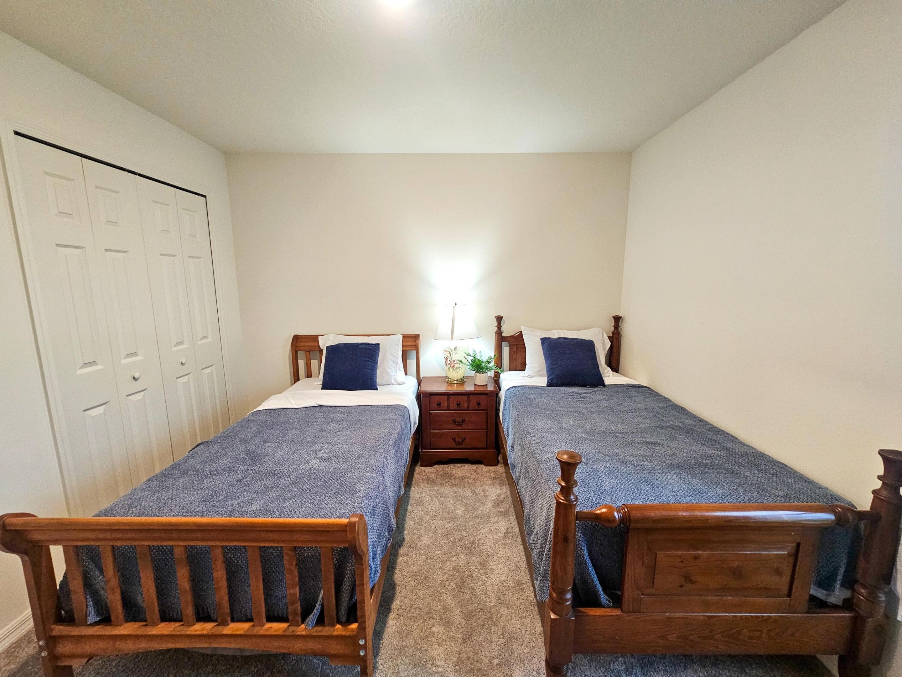 Bedroom 2 (1)