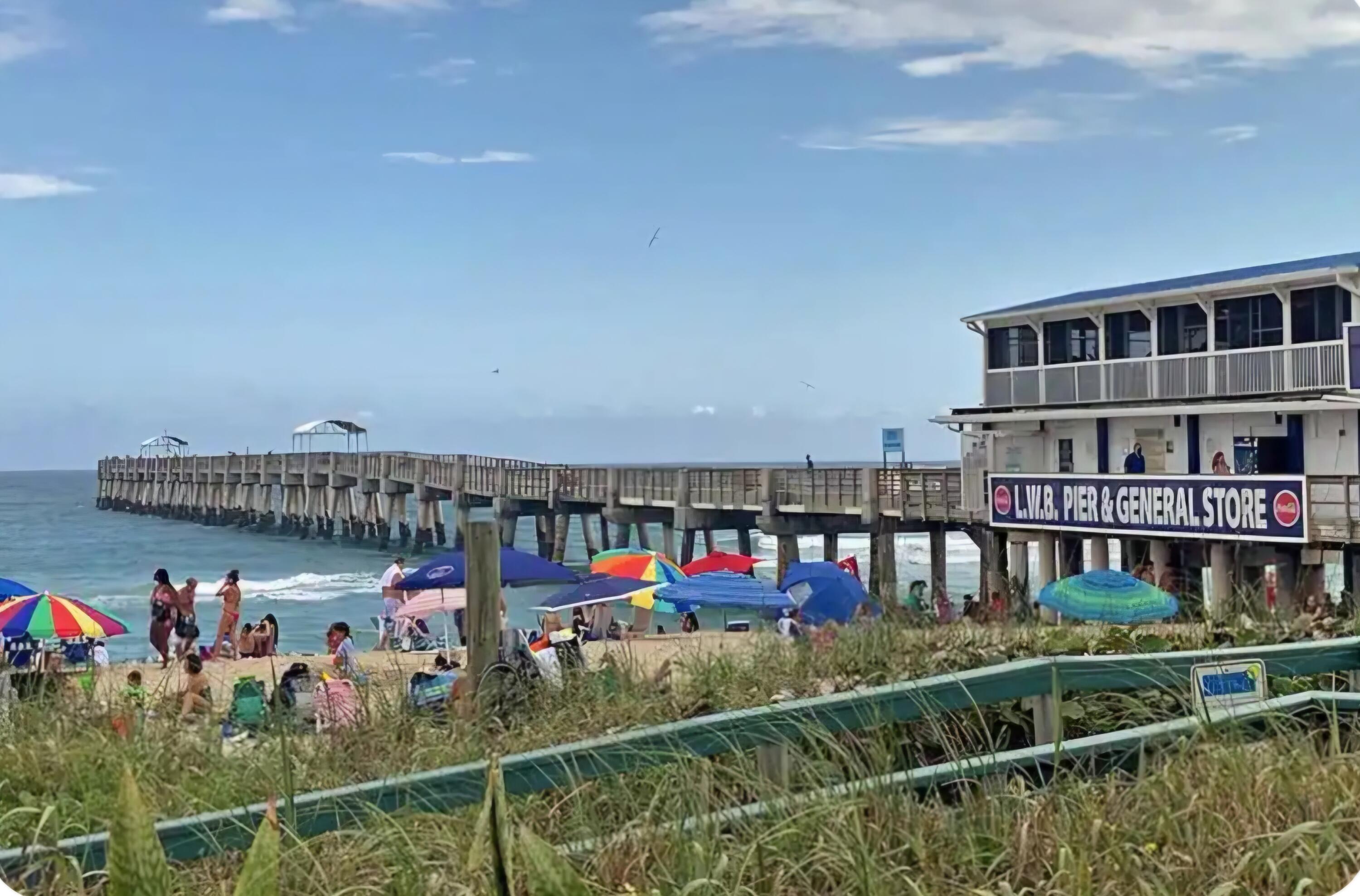 benny's on the beach