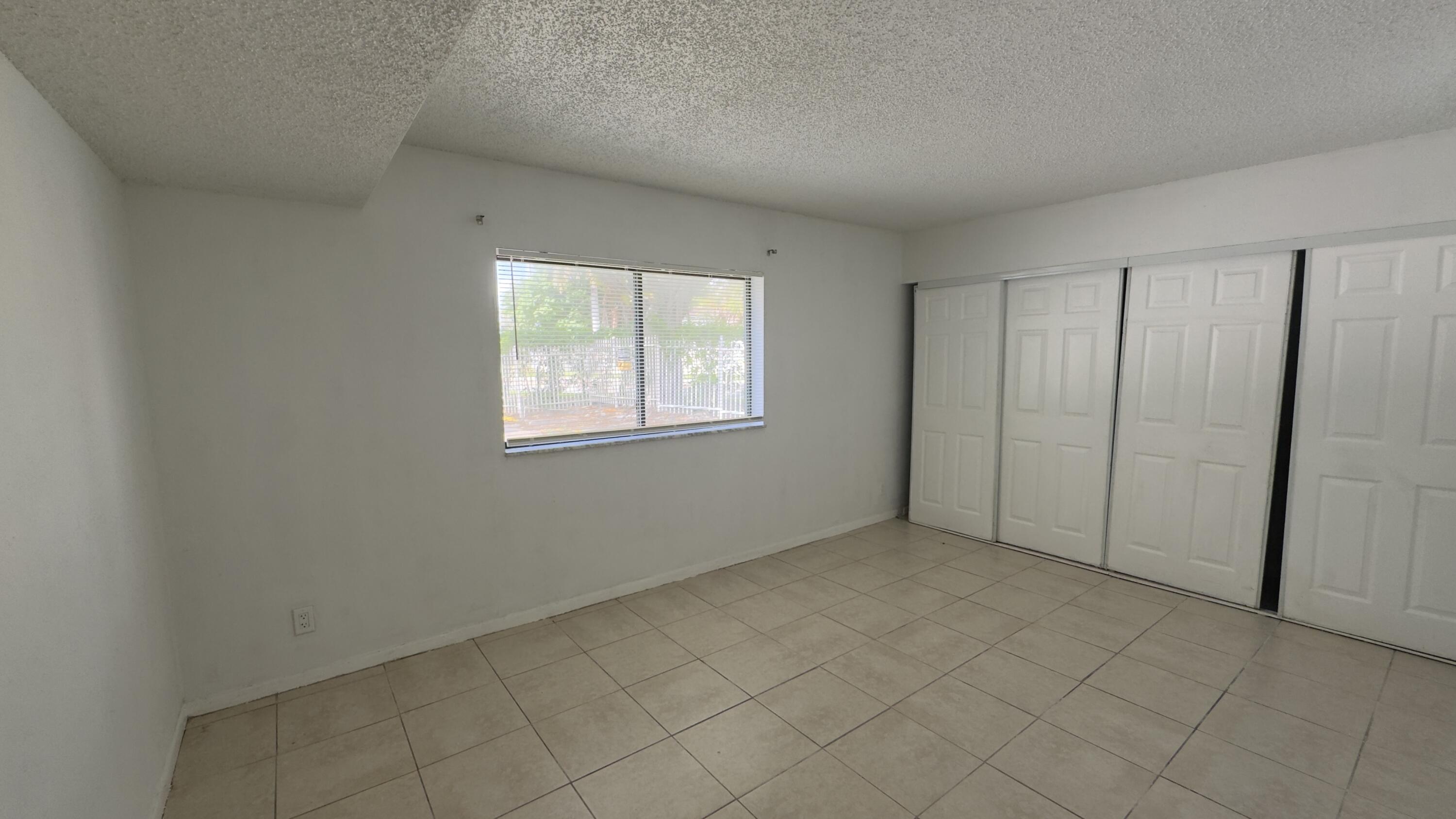 Second bedroom