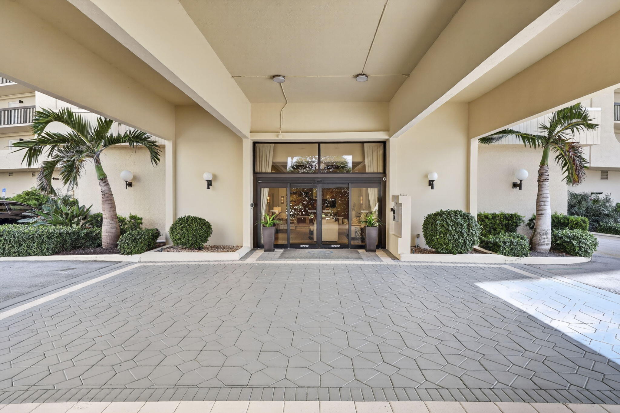 7-web-or-mls-BS1A2300